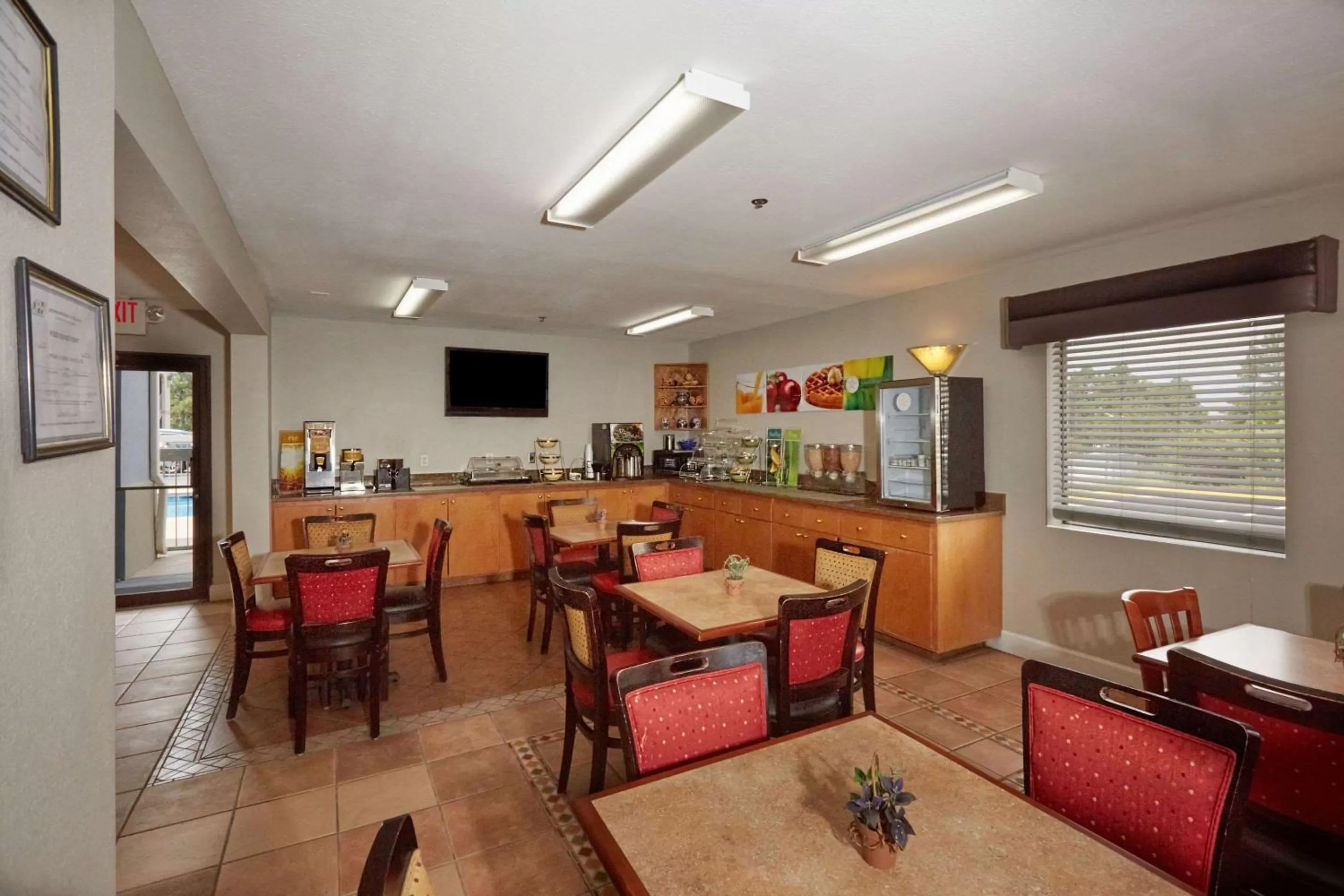 Restaurant/places to eat in Quality Inn Augusta West Near Fort Gordon