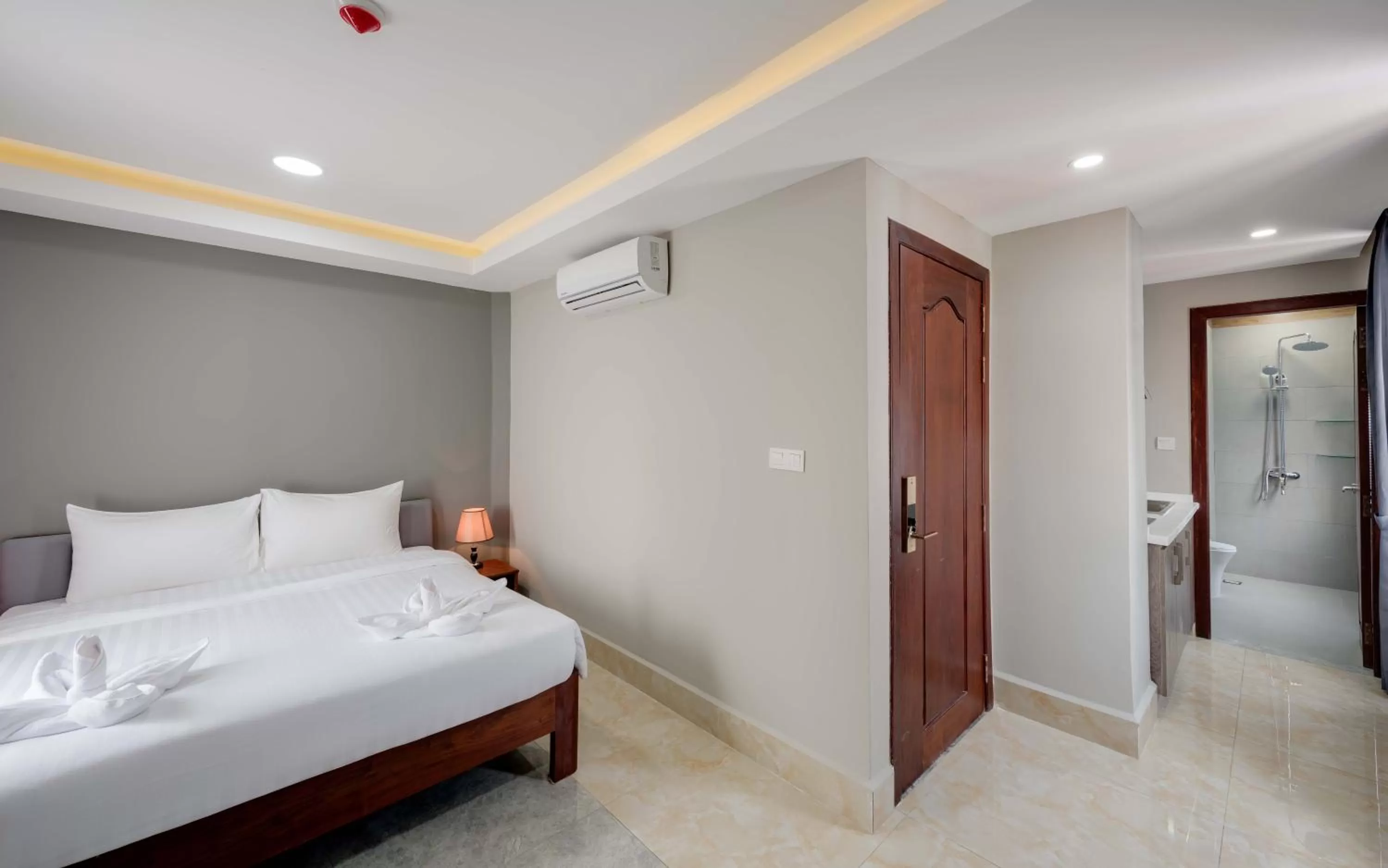 Bedroom, Bed in SOHO Residence