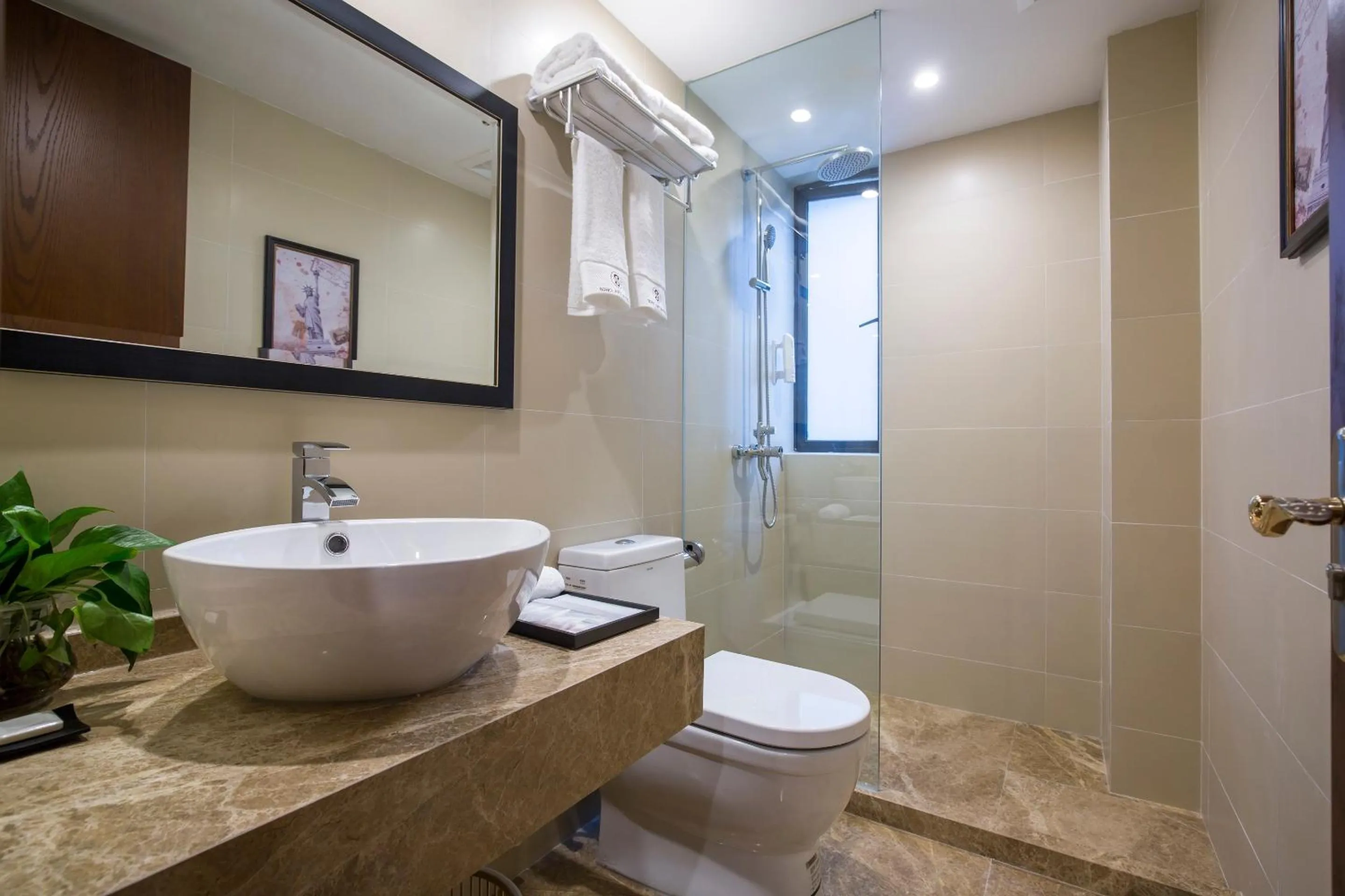 Toilet in Shanghai Former French Concession Garden Hotel