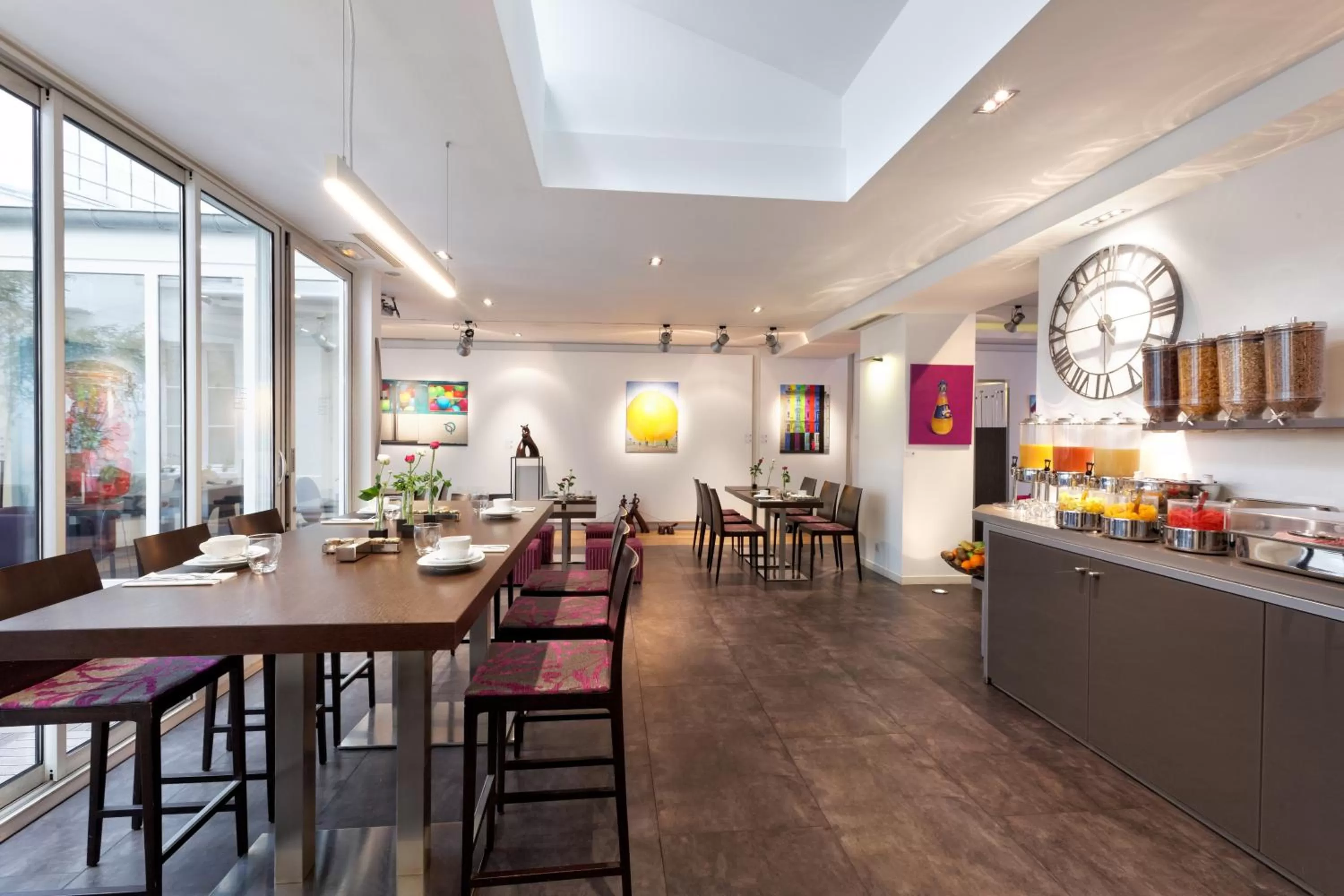 Restaurant/places to eat in Le Marceau Bastille