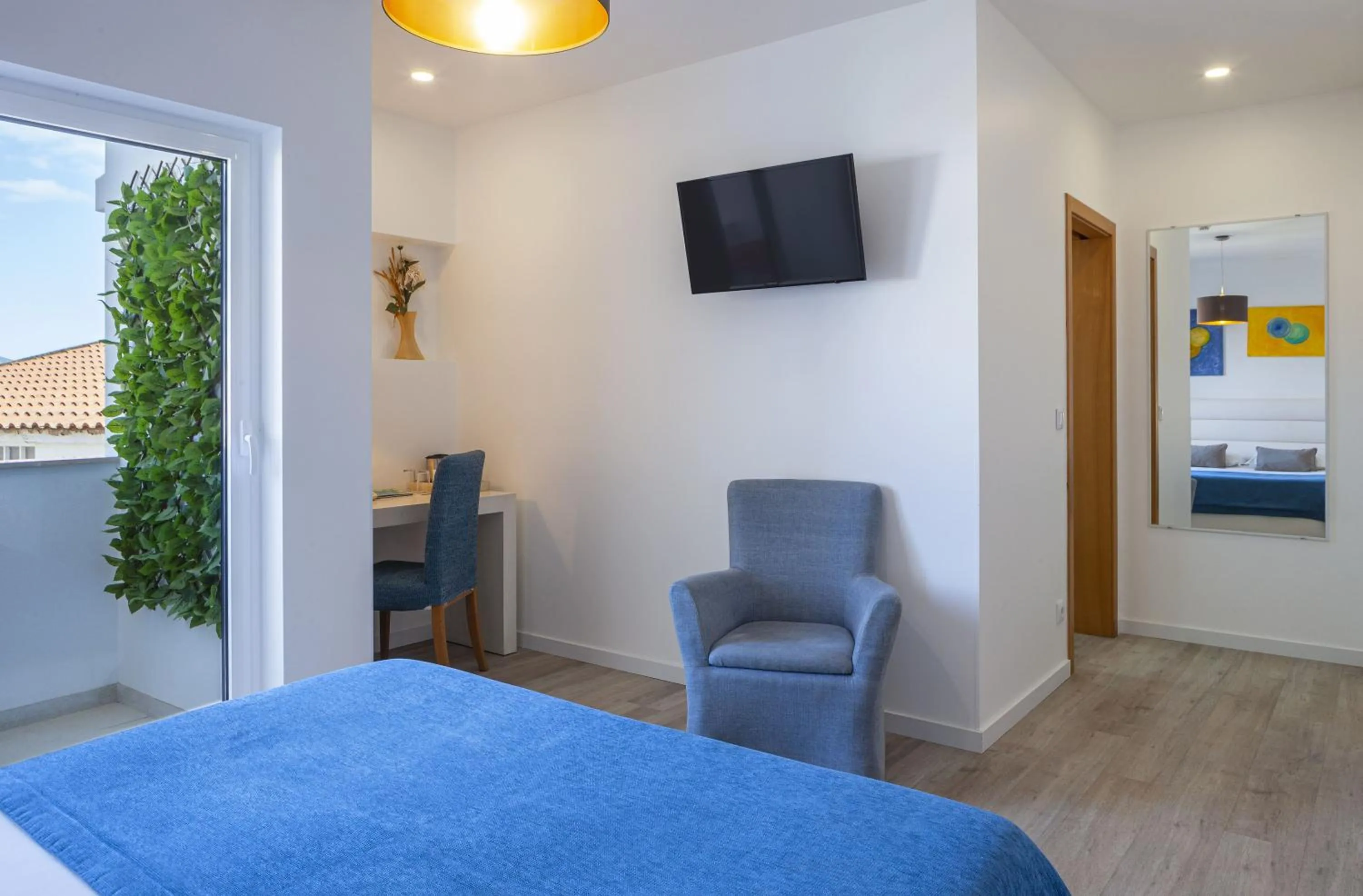 Bedroom, Bed in Boutique Hotel Casa do Outeiro - Arts & Crafts