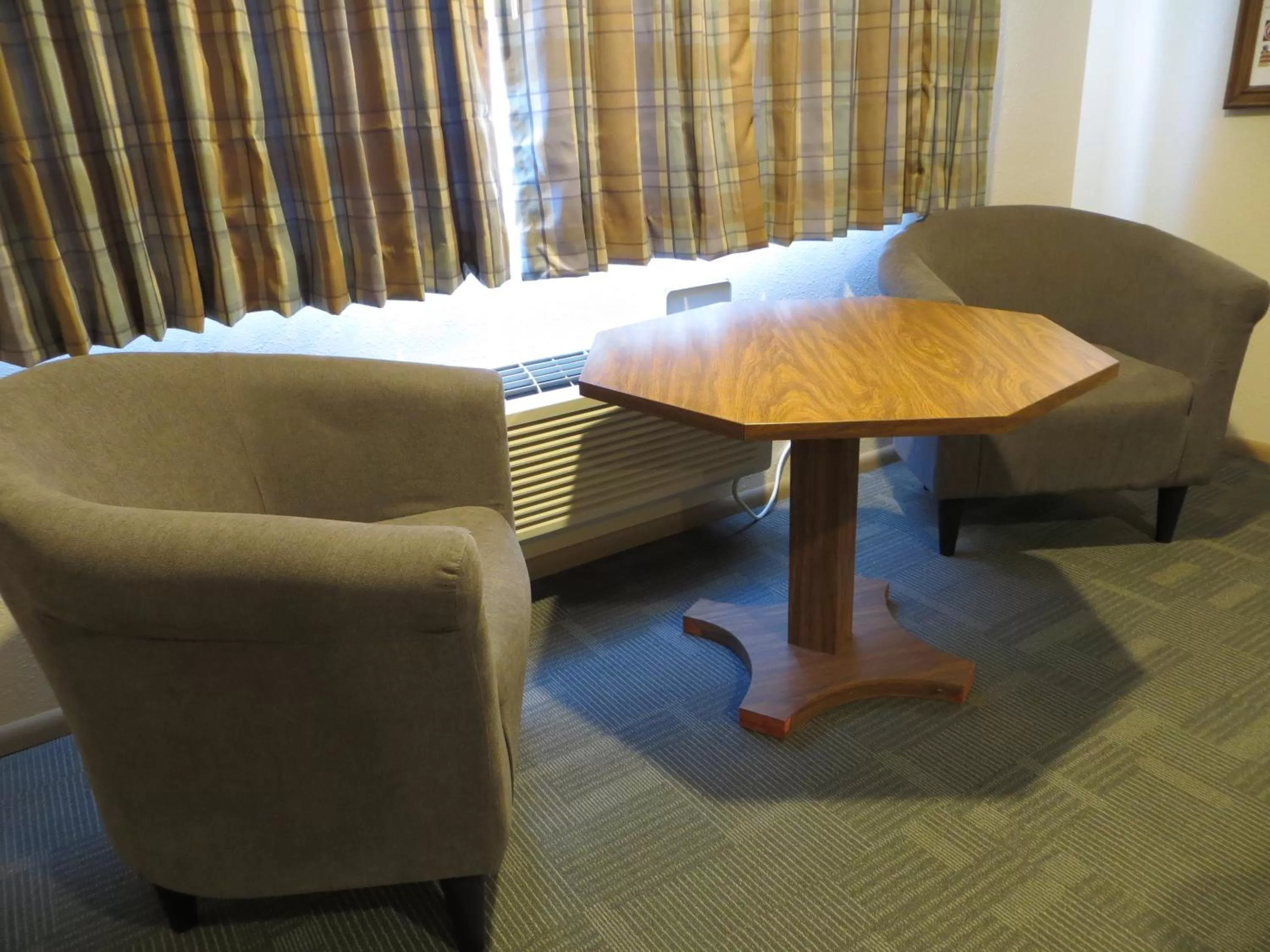 Seating area in Jailhouse Motel and Casino