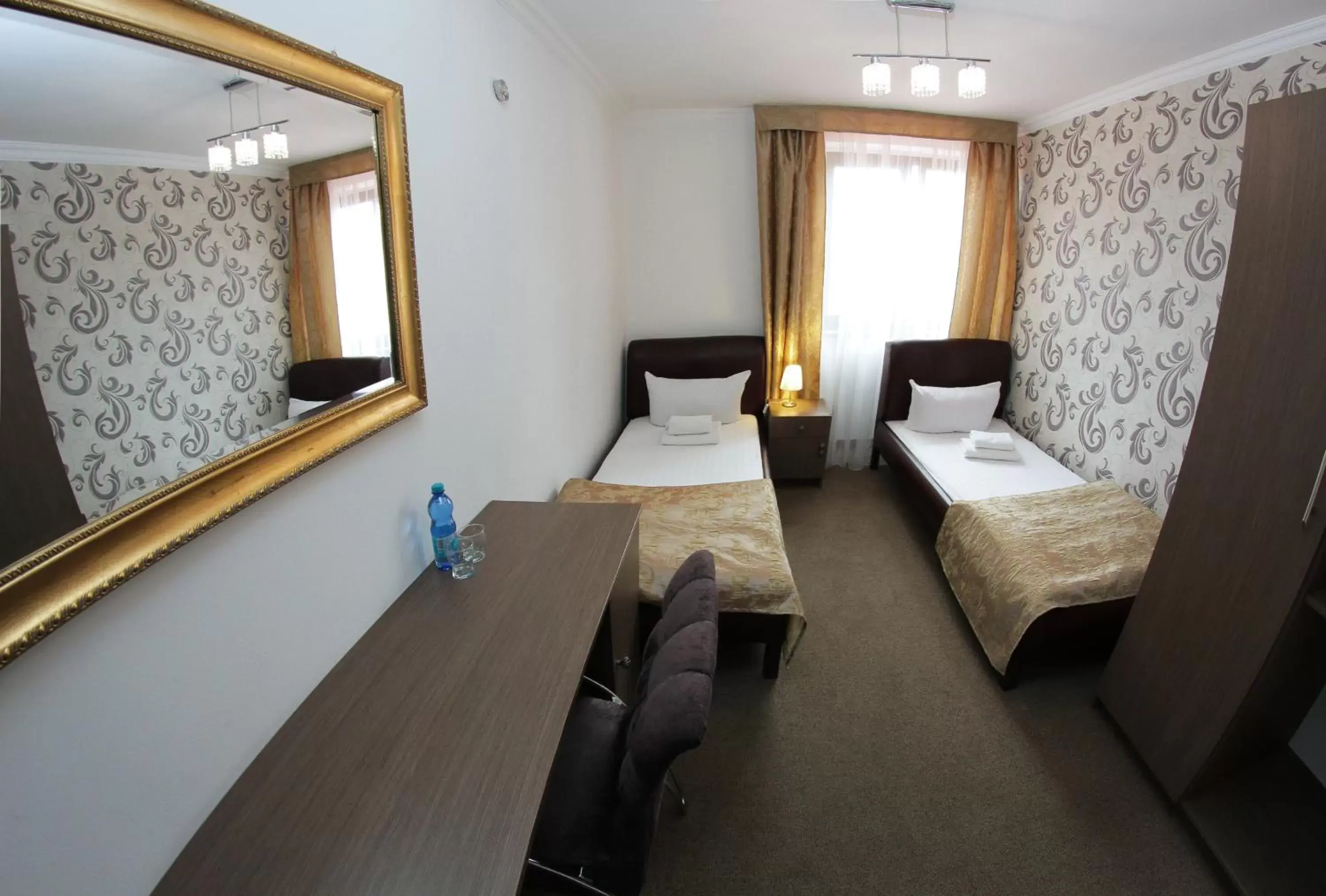 Twin Room with Private Bathroom in Motel Łużycki & Restauracja Twin Room with Private Bathroom in Motel Łużycki & Restauracja