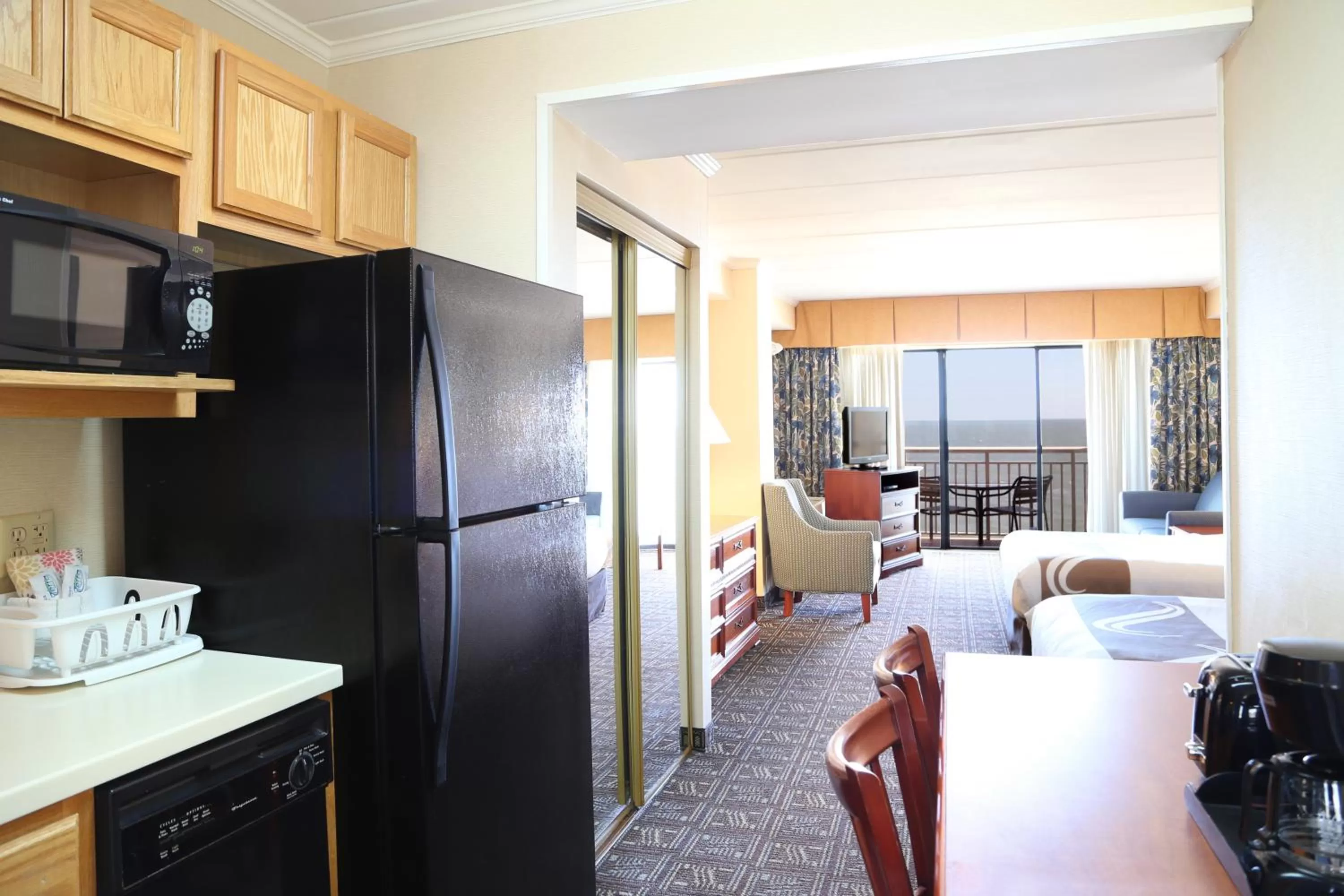 Kitchen or kitchenette in Quality Inn Boardwalk