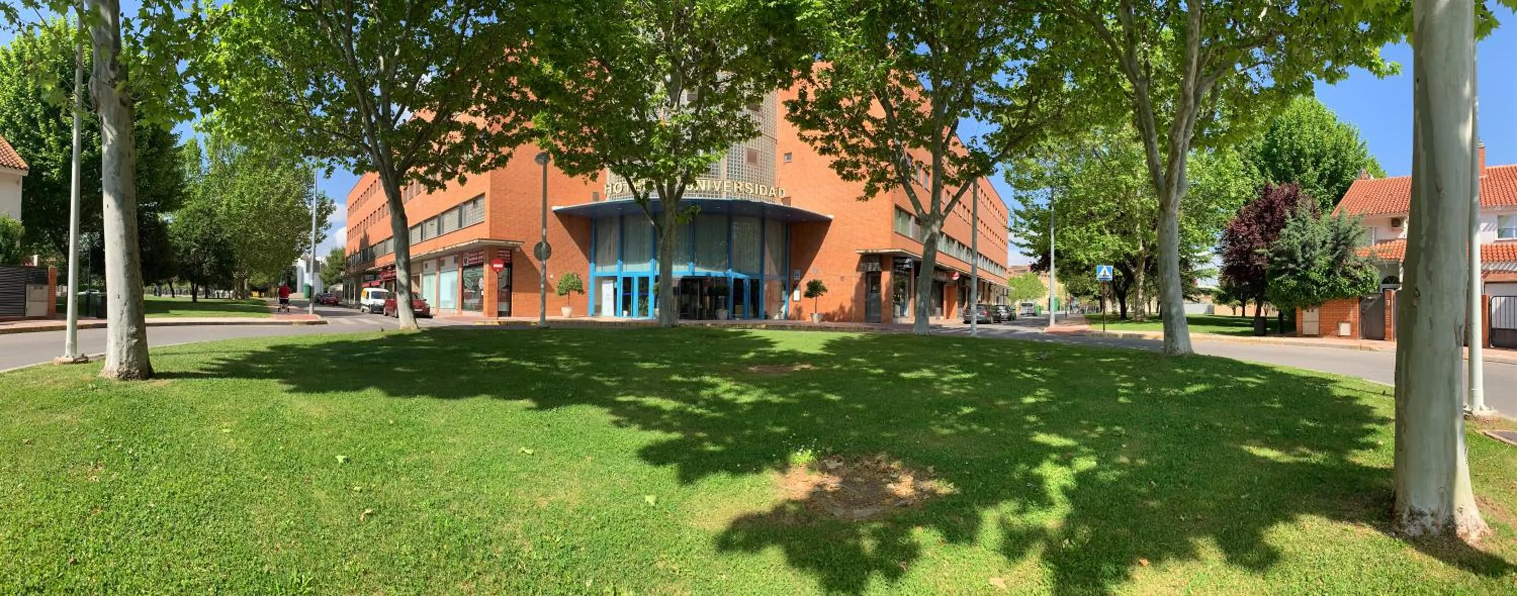 Property building in Hotel Universidad