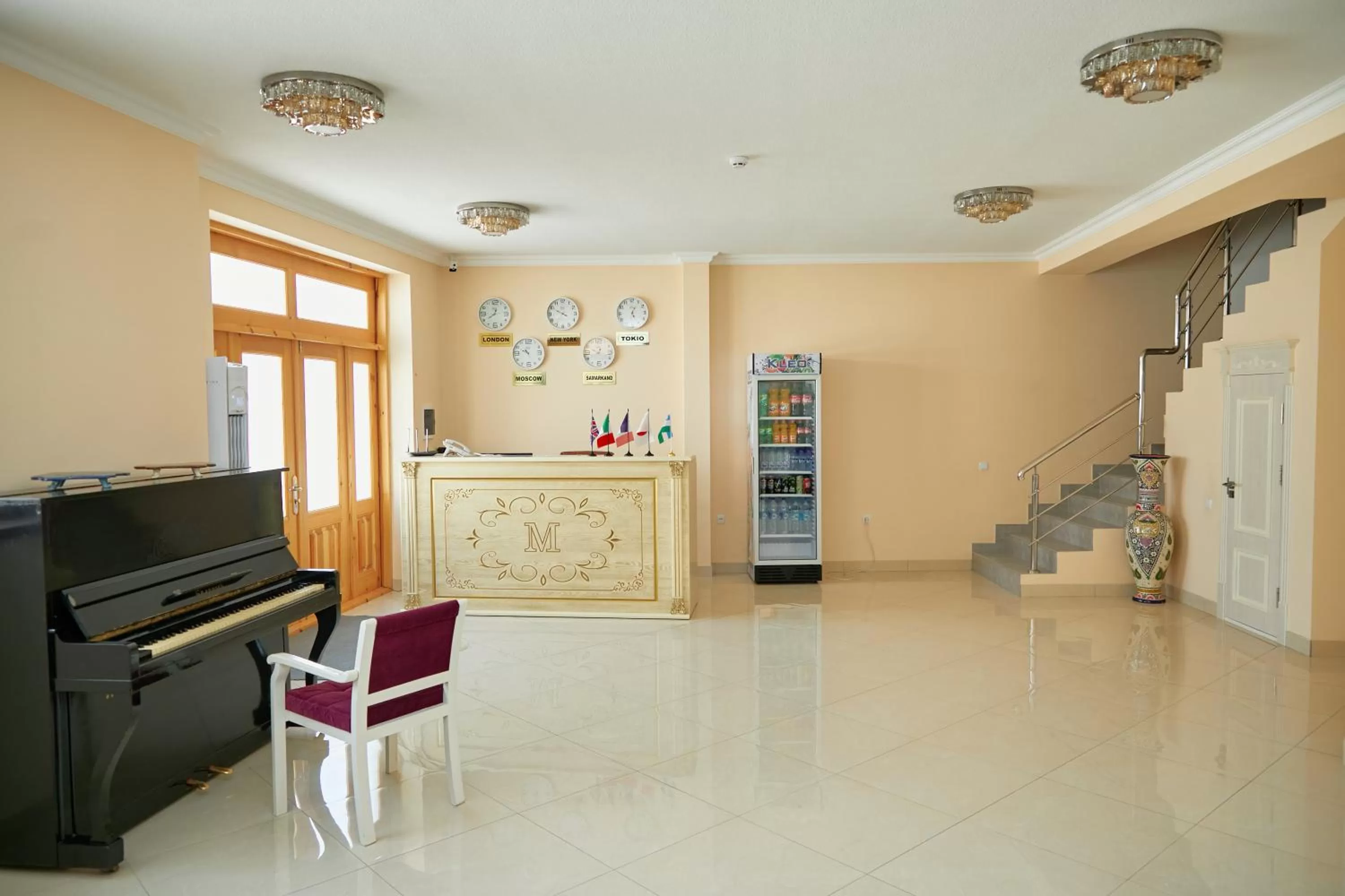 Restaurant/places to eat, Lobby/Reception in Hotel Muqaddas