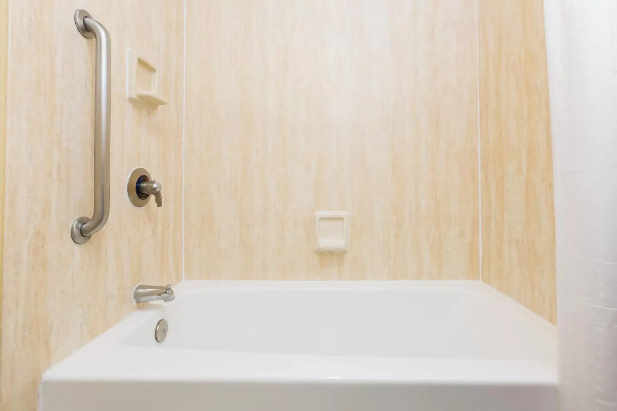 King Room - Mobility Access Tub - Non-Smoking in Holiday Inn Express San Diego SeaWorld, an IHG Hotel King Room - Mobility Access Tub - Non-Smoking in Holiday Inn Express San Diego SeaWorld, an IHG Hotel