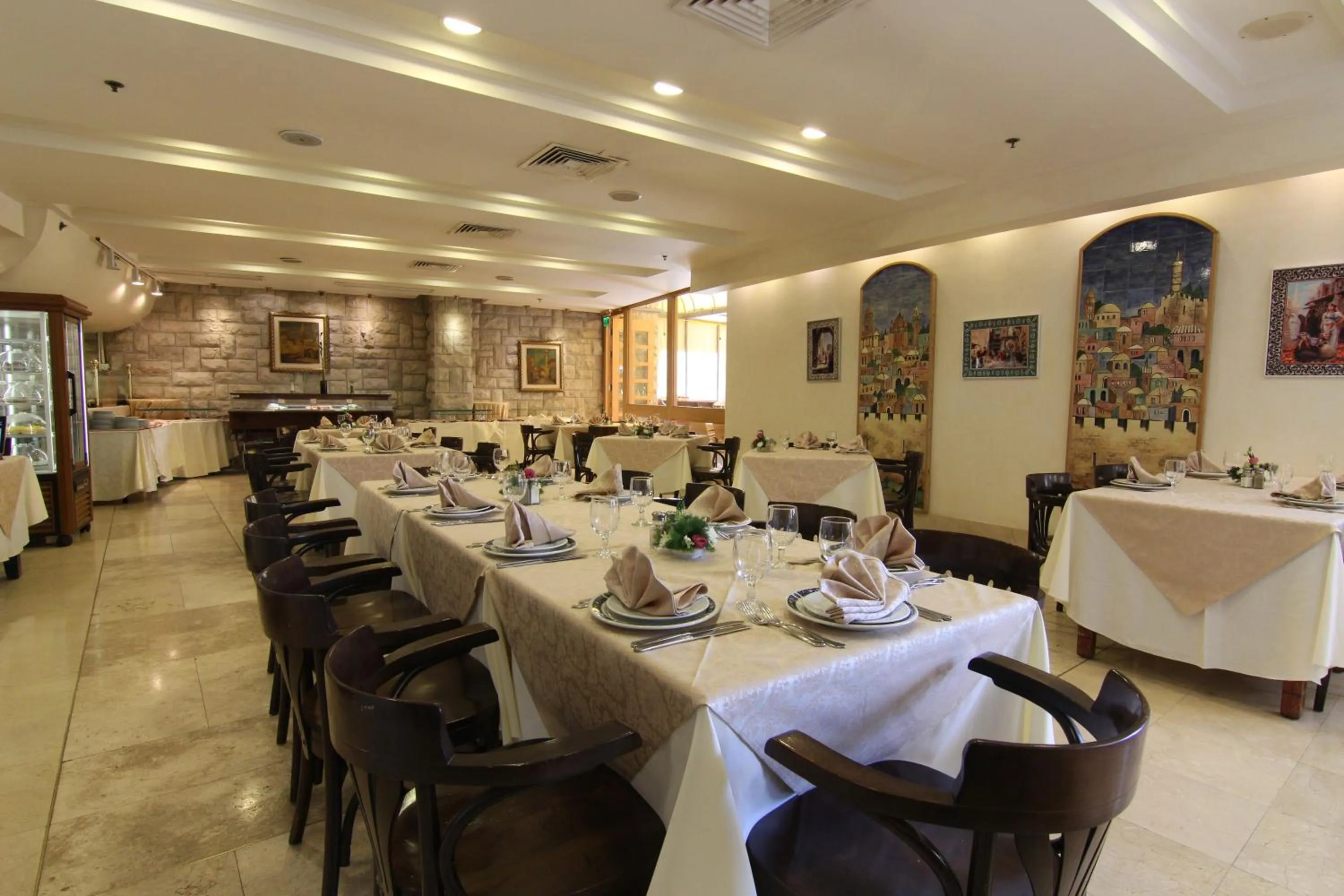 Food and drinks in Ambassador Hotel