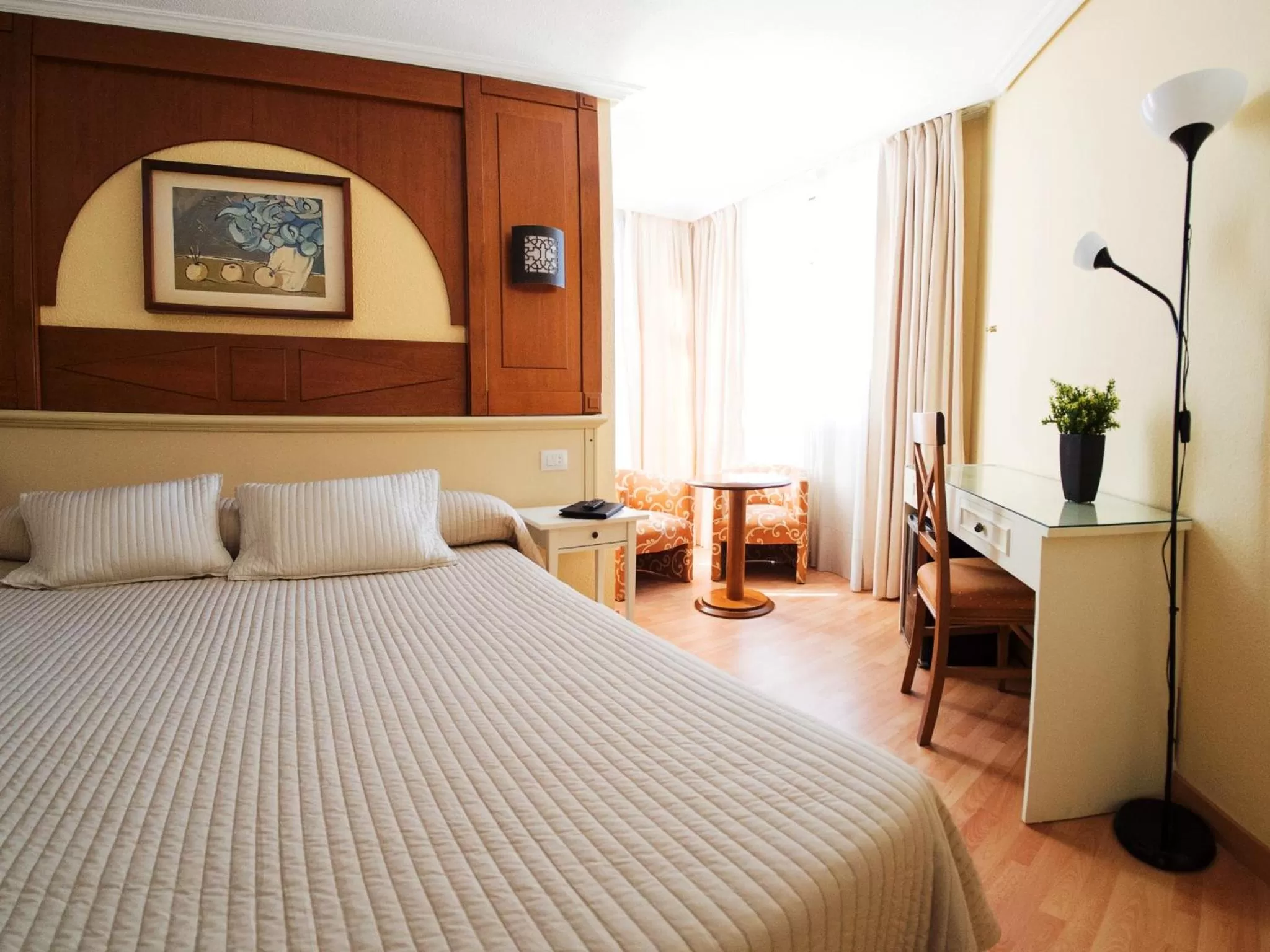 Bedroom, Bed in Hotel Pasarela