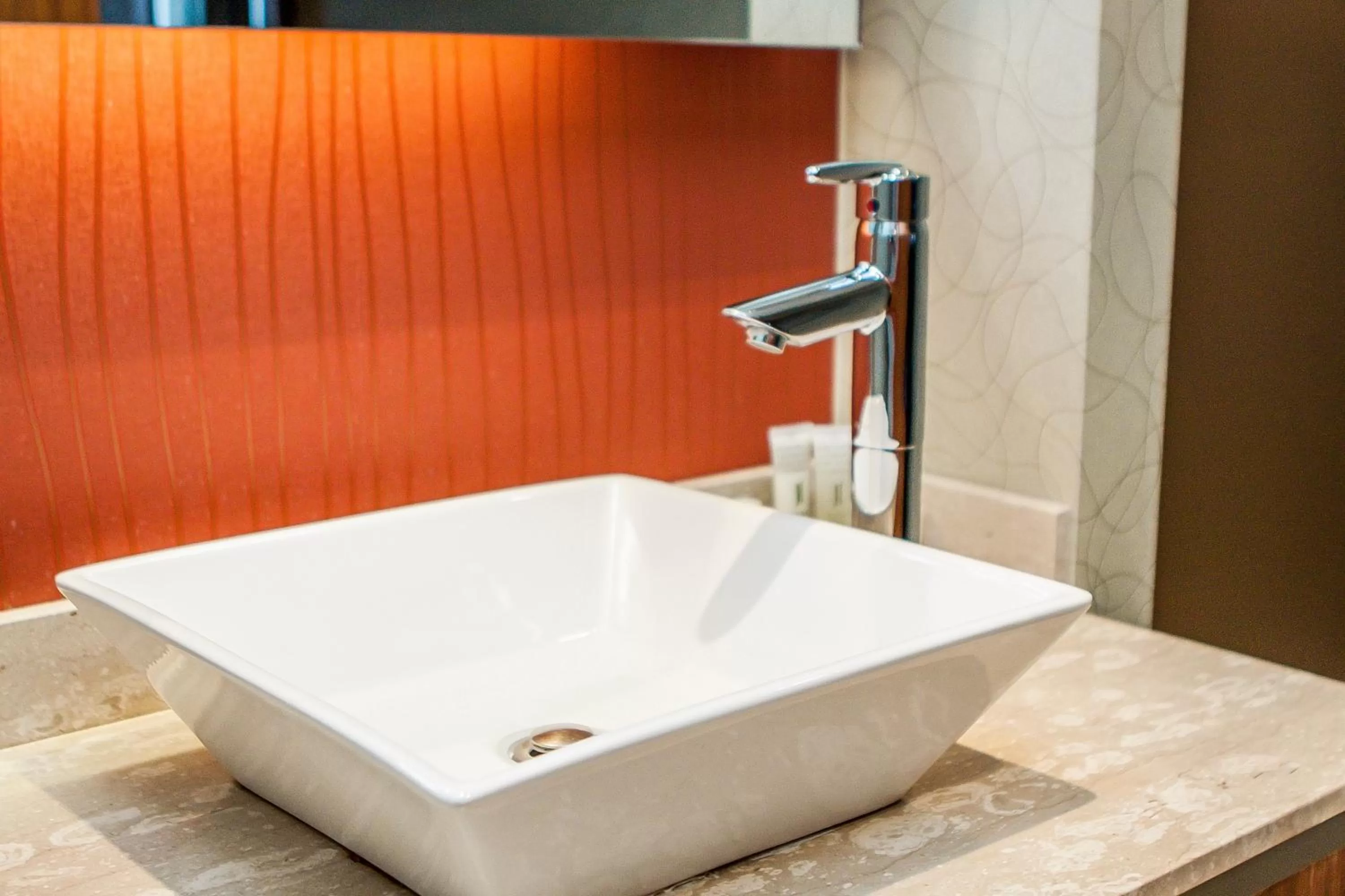 Bathroom in Hotel Universel Montréal