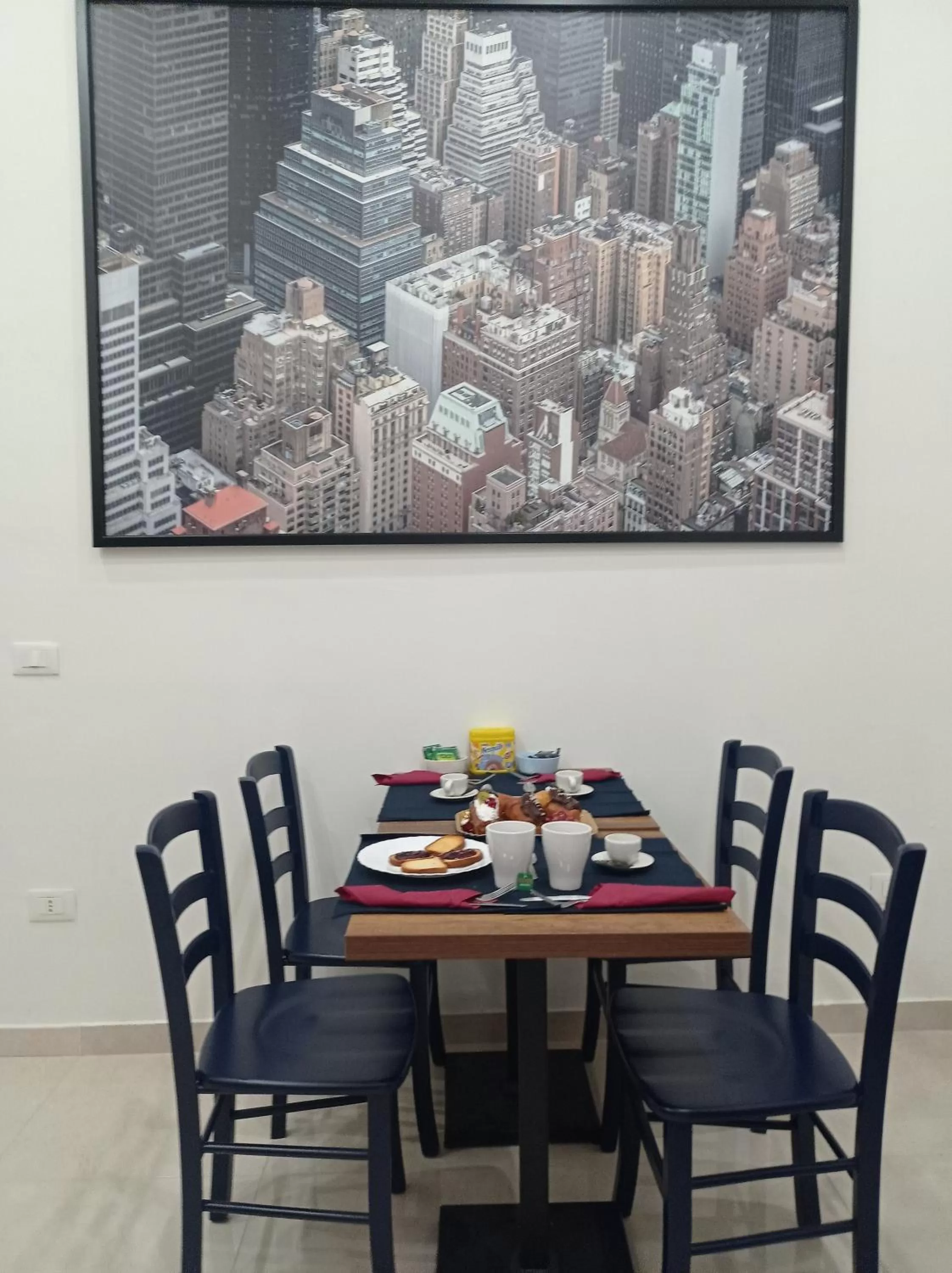 Buffet breakfast, Restaurant/Places to Eat in RELAIS TORRE GLORIA