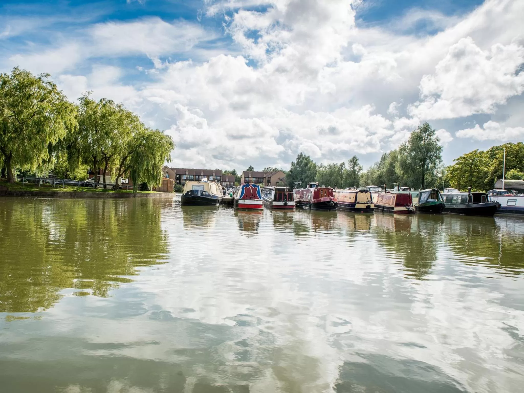Spring in Peartree Lodge Waterside