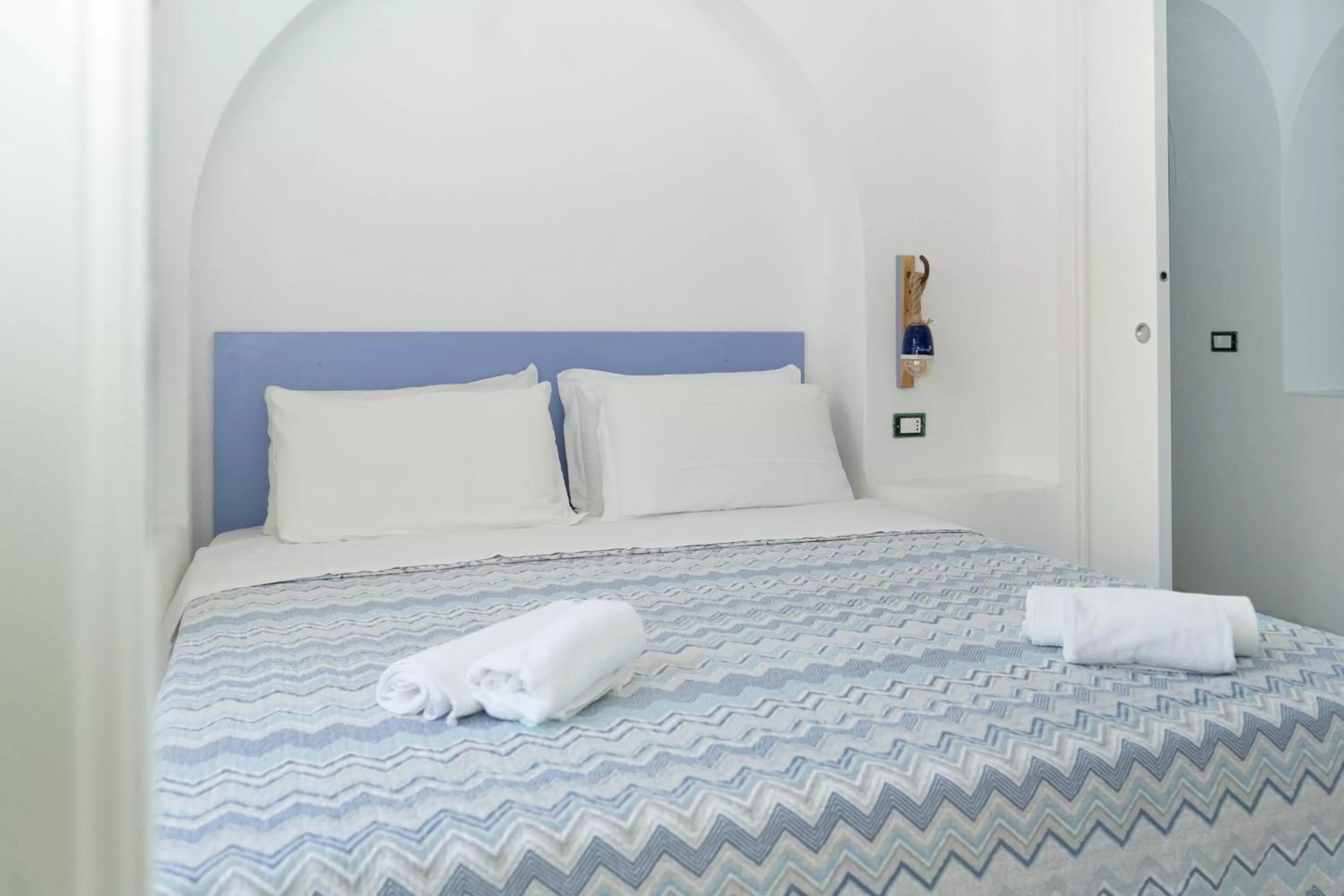 Bed in Villa Ravino Secret Retreat