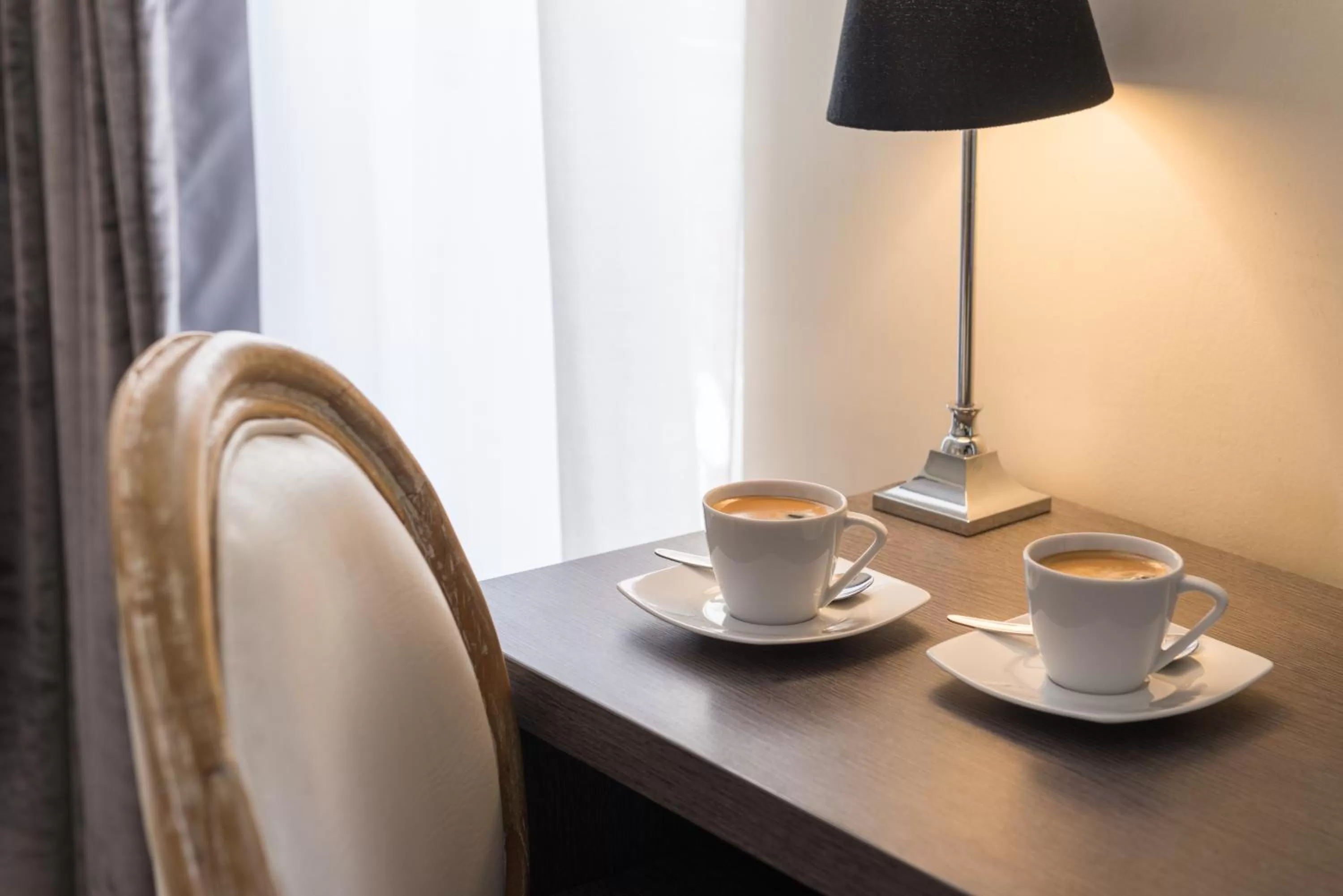 Coffee/tea facilities in Hôtel Aston Paris