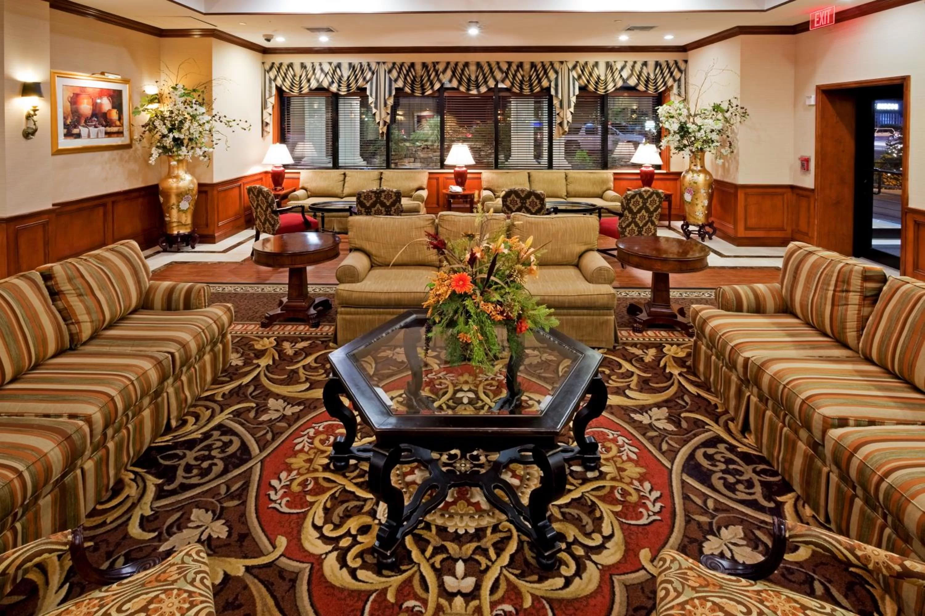 Lobby or reception in Rockville Centre Hotel - JFK Airport
