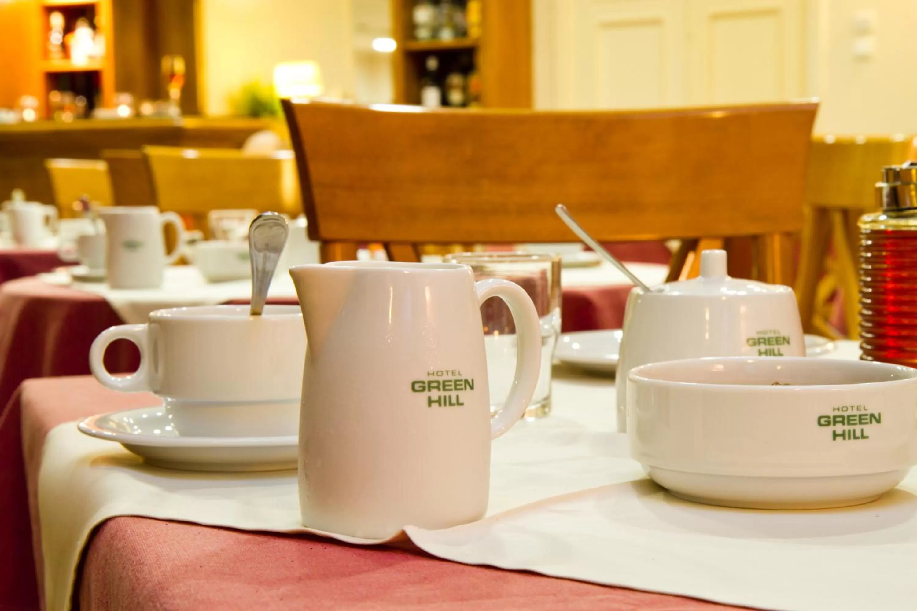 Breakfast in Green Hill Hotel