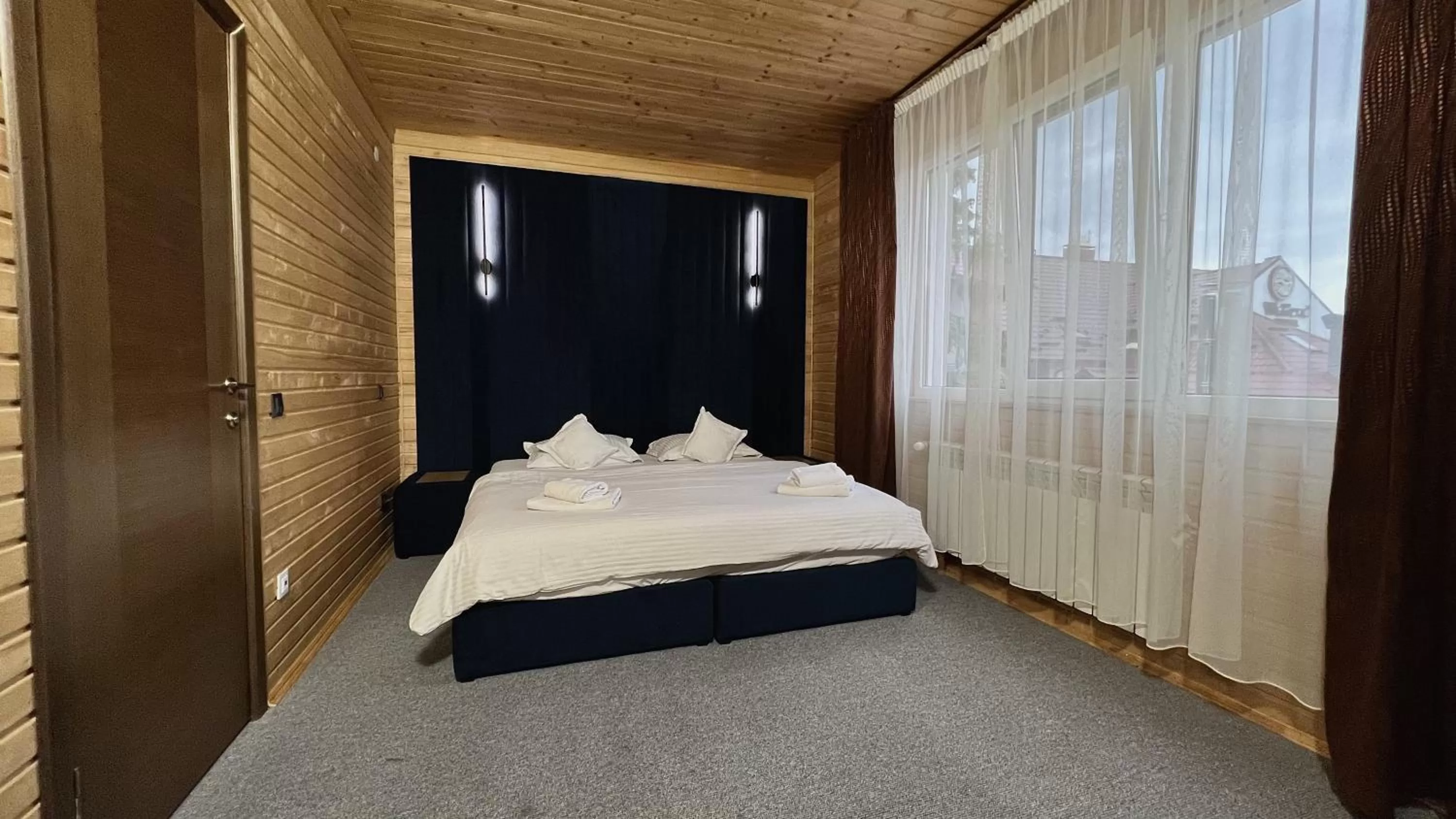 Bed in Wellland Hotel