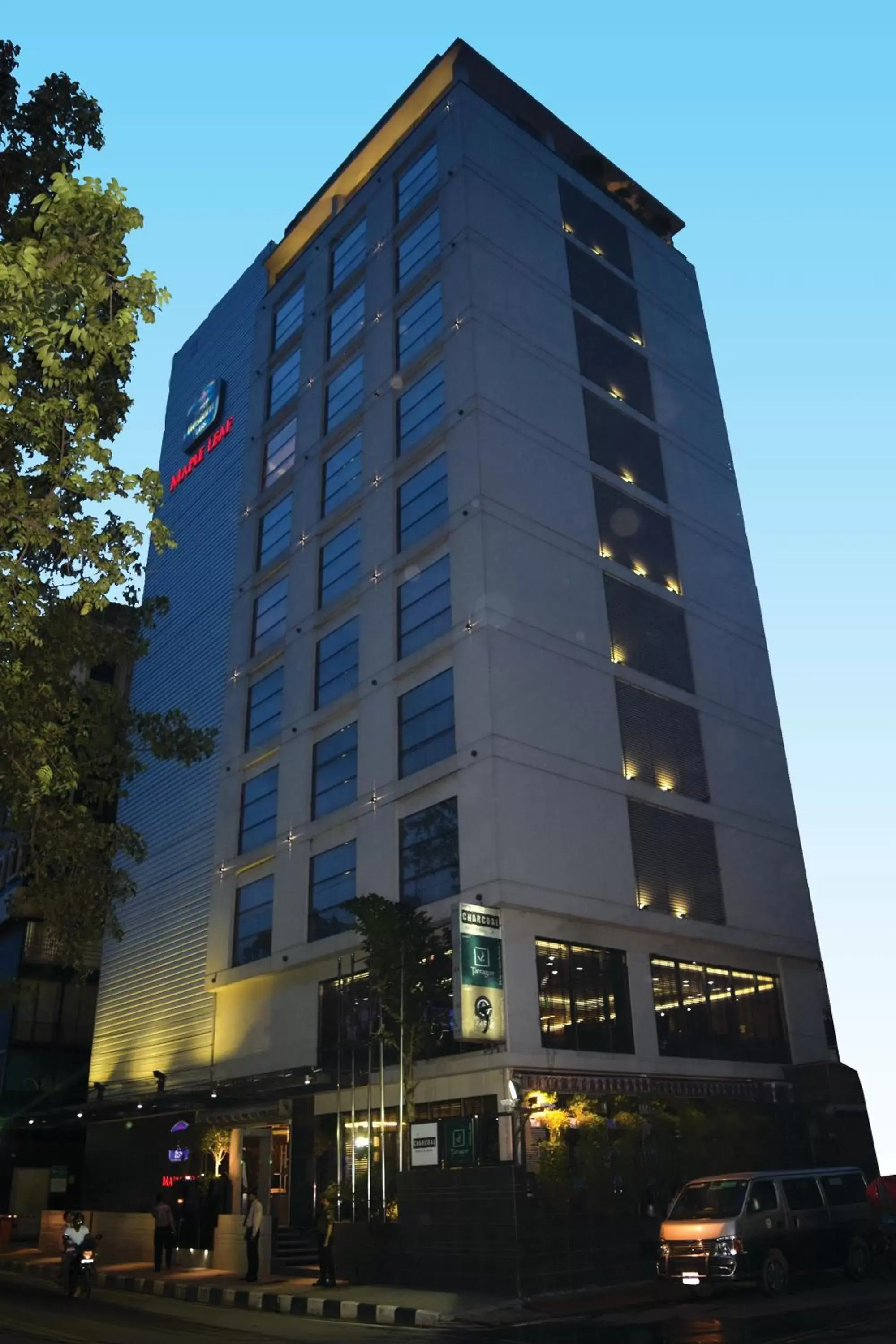 Best Western Plus Maple Leaf Best Western Plus Maple Leaf