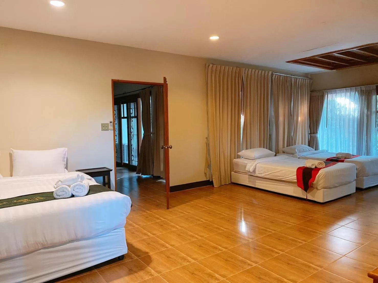 Photo of the whole room, Bed in Sasidara Resort Nan