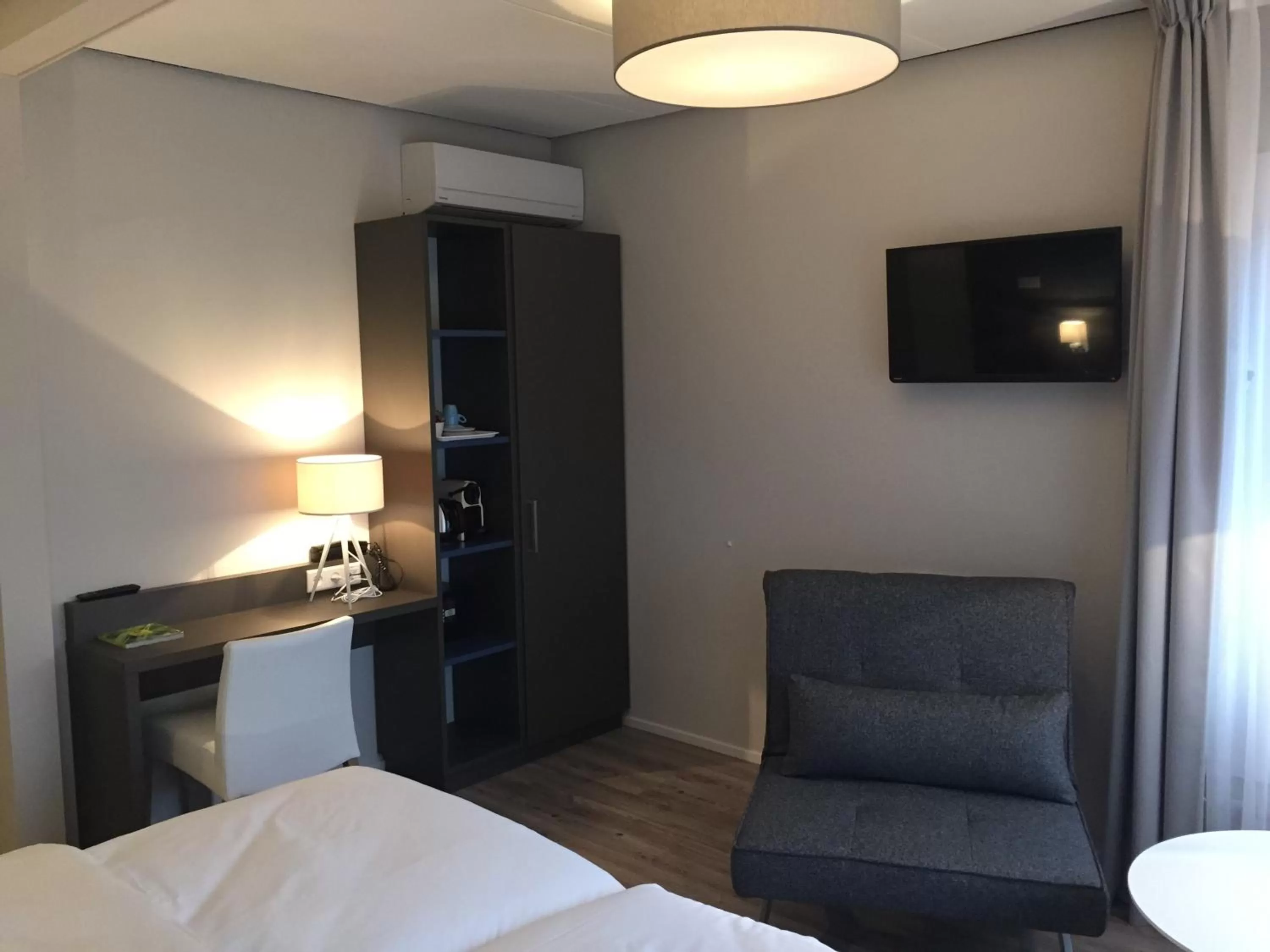 Other, Bed in Het Wapen van Elst