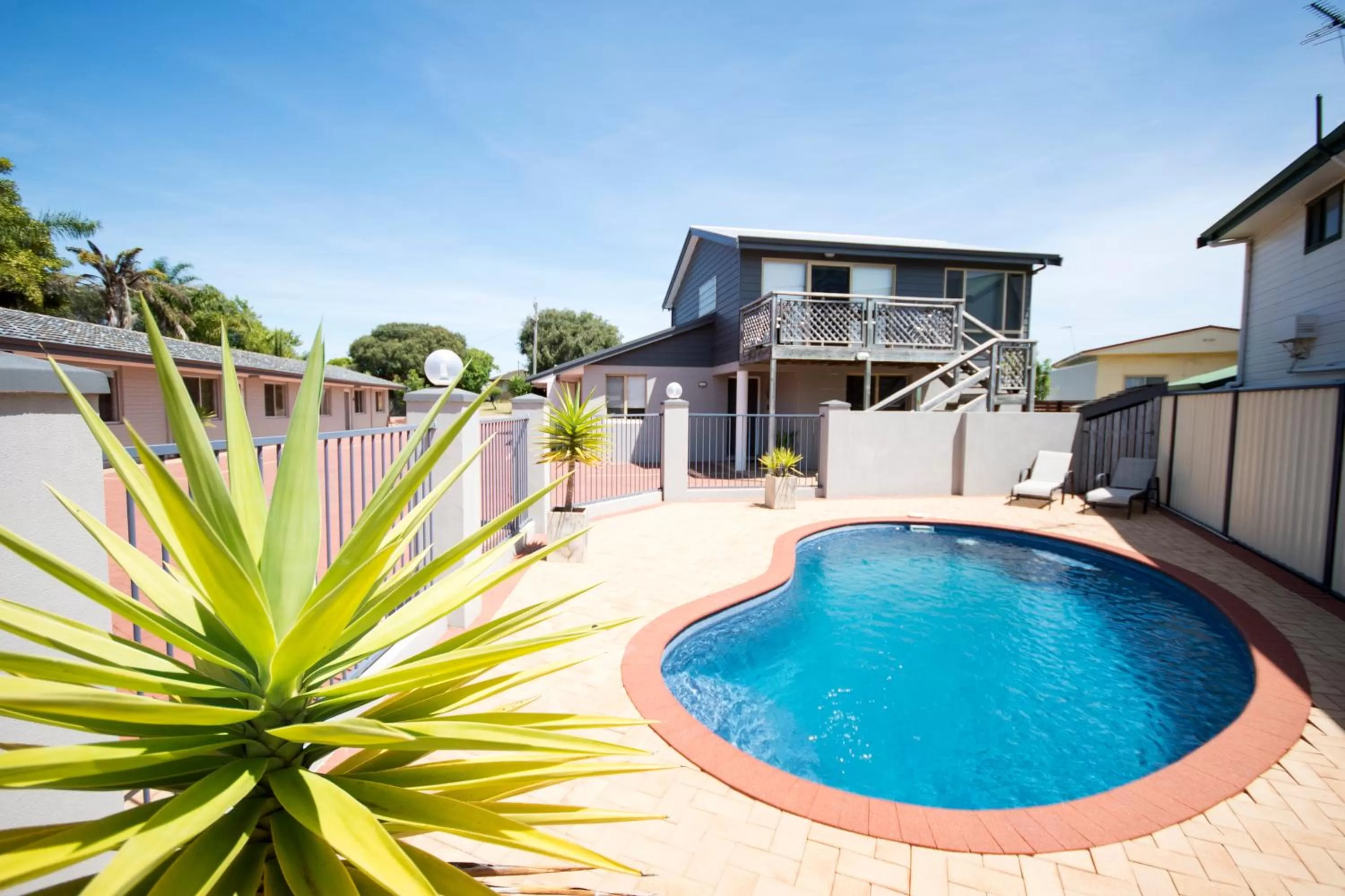 Property building, Swimming Pool in Archipelago Apartments Esperance