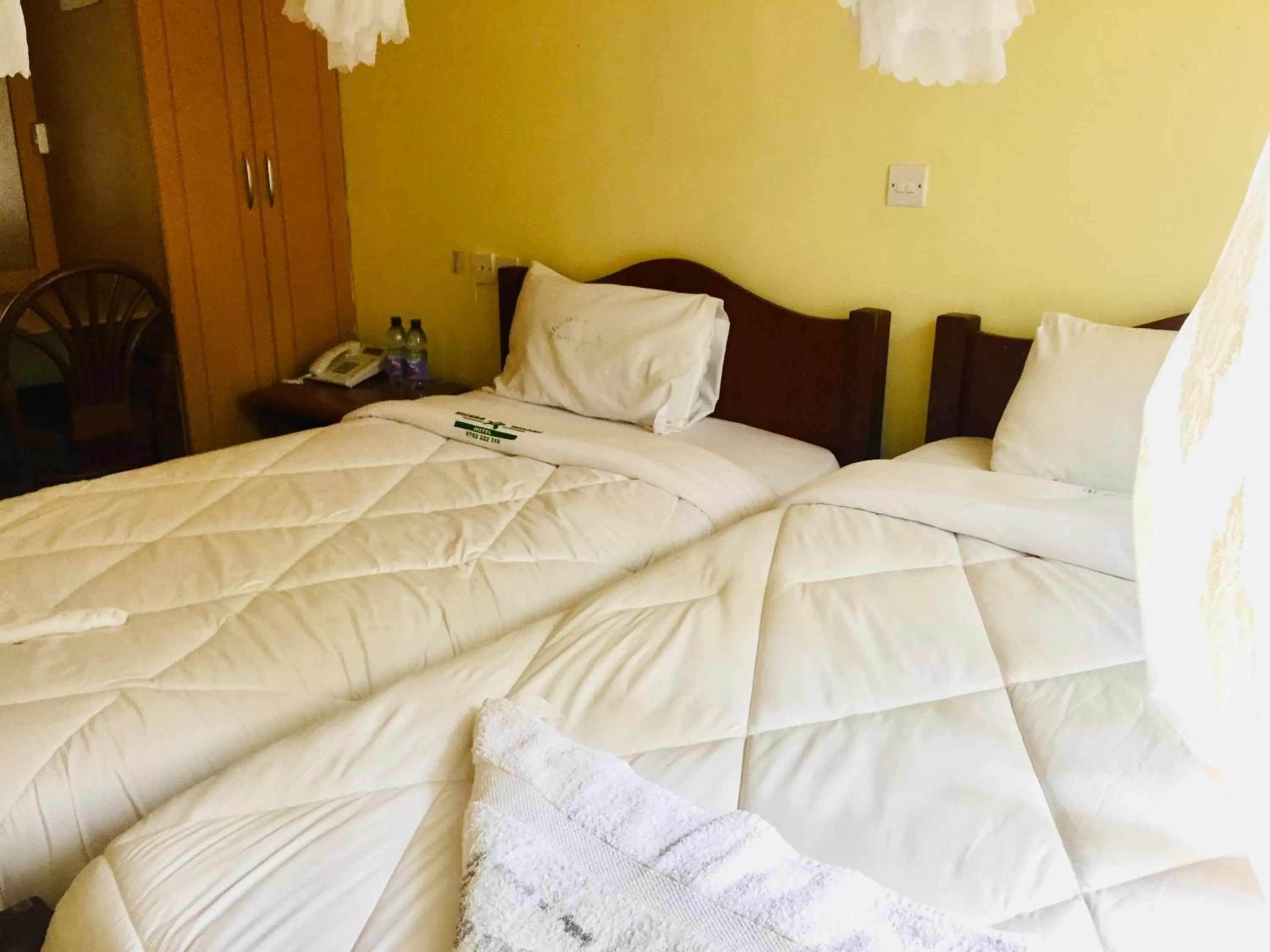 Bed in Vienna Woods Hotel Nakuru