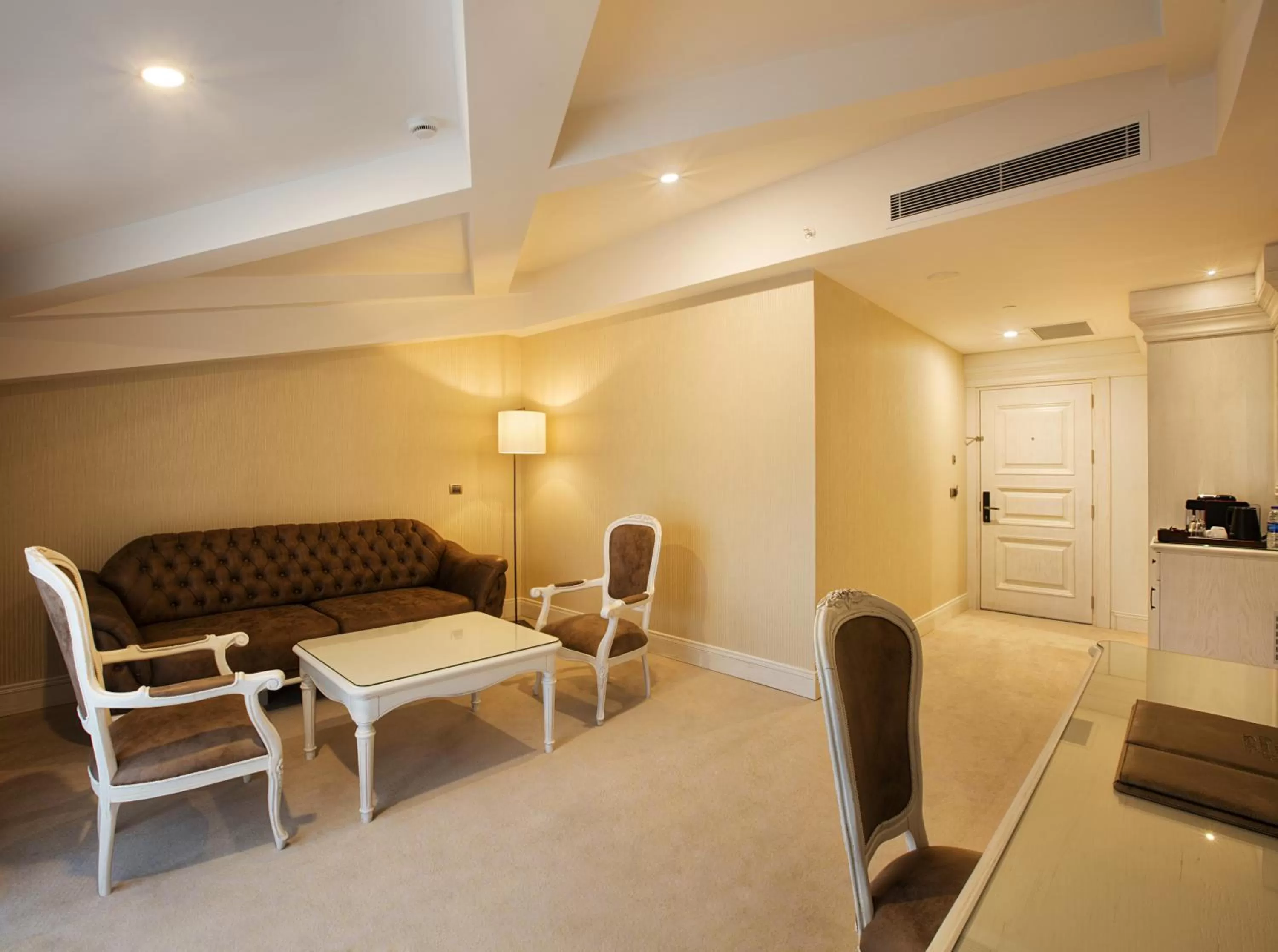 Seating area in Ottoman's Life Hotel Deluxe