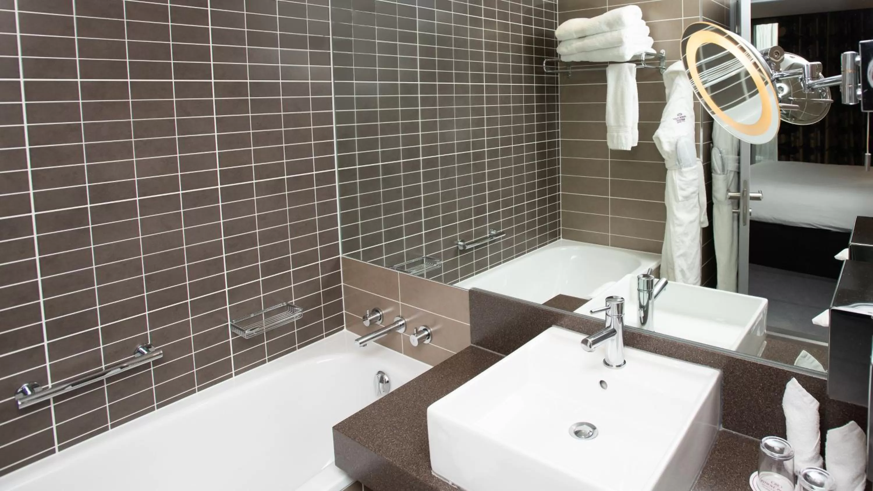 Bathroom in Crowne Plaza Manchester City Centre by IHG