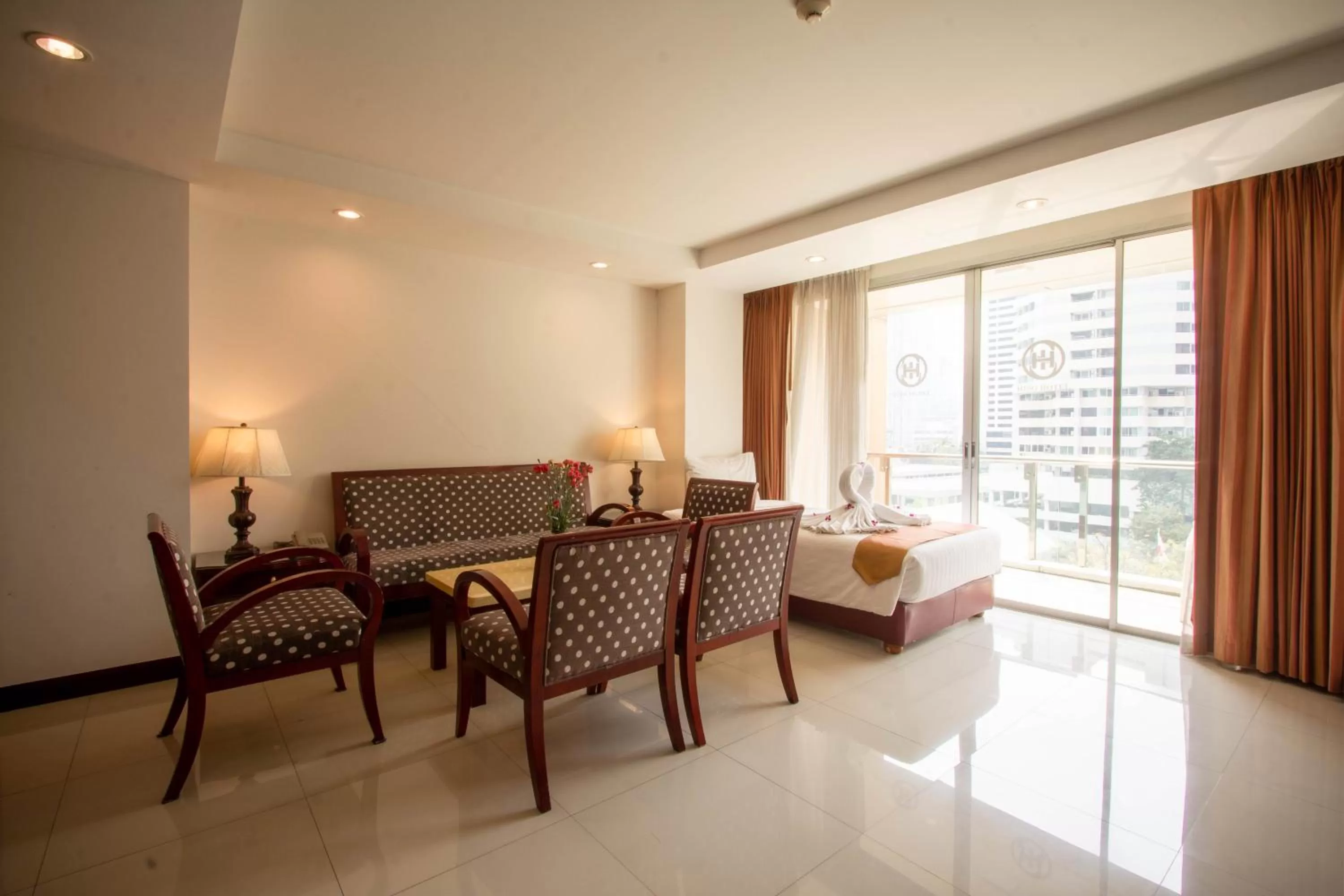 Living room in Nana Hiso Hotel