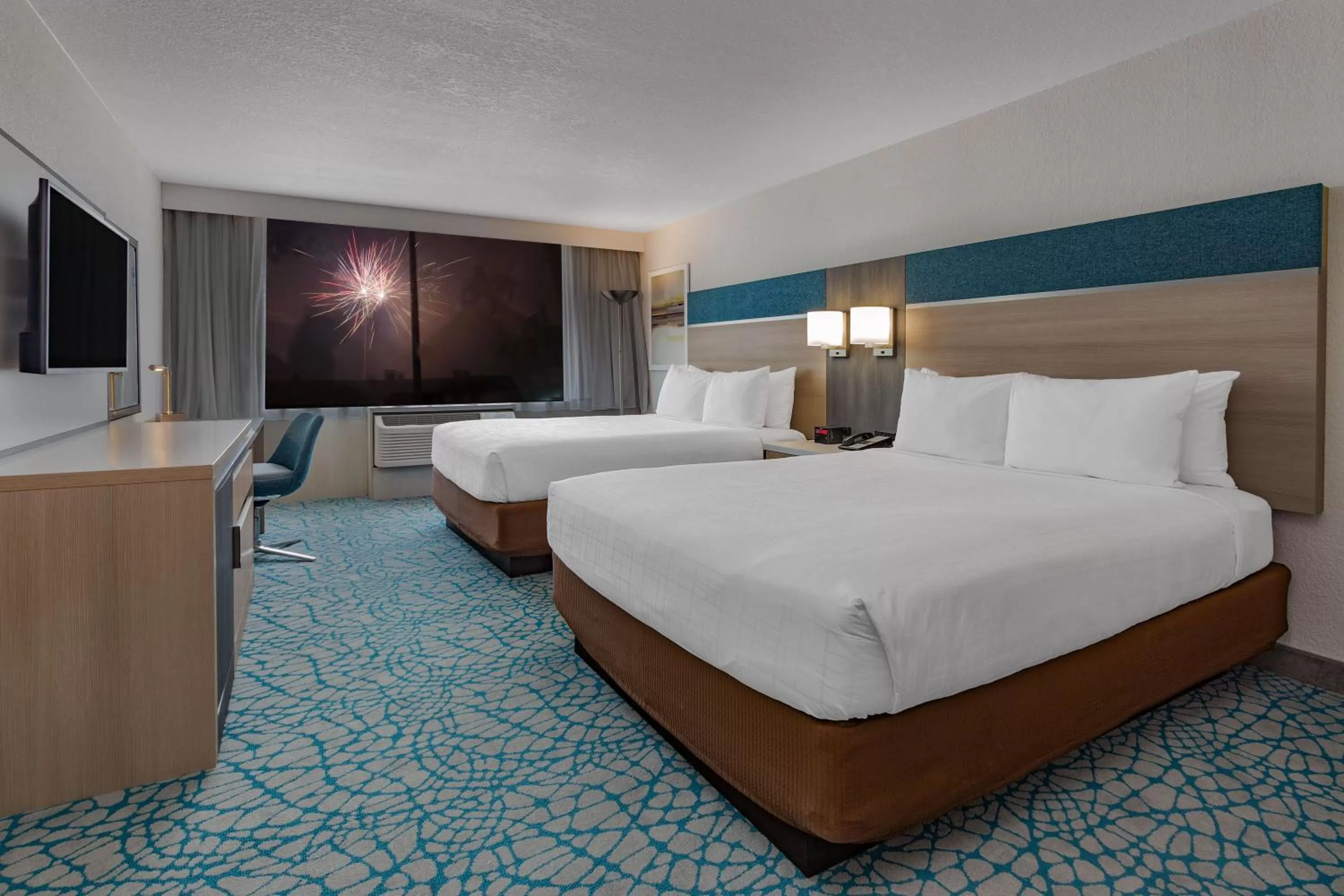 Bedroom, Bed in Wyndham Orlando Resort & Conference Center, Celebration Area