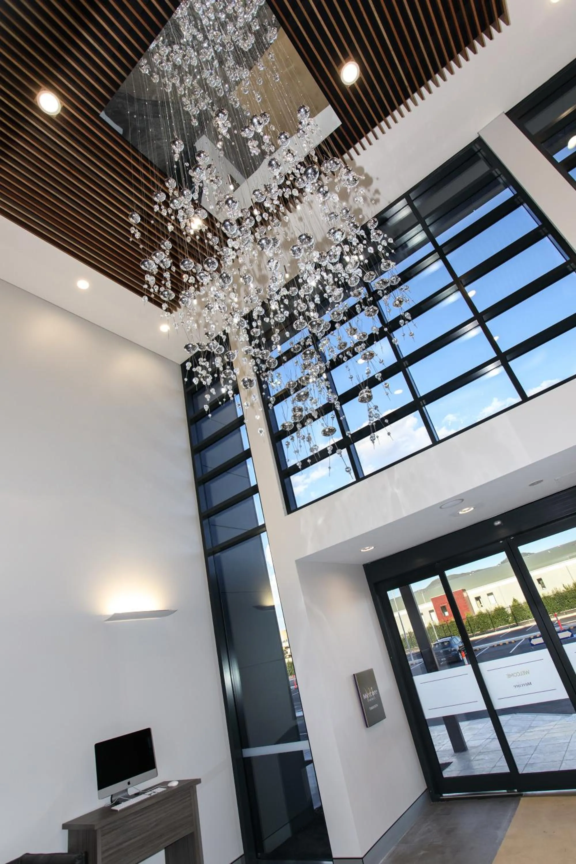 Lobby or reception in Mercure Tamworth