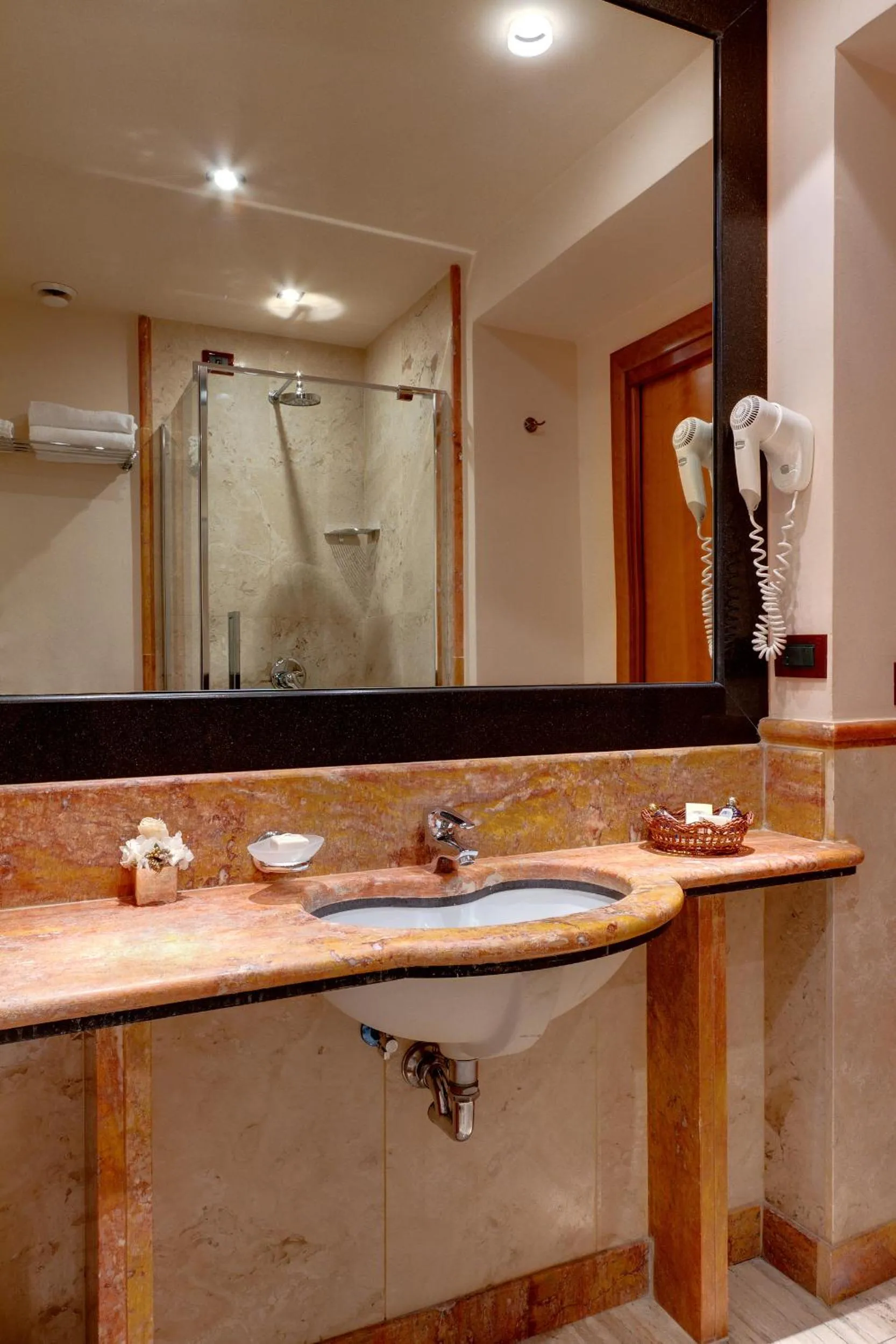 Bathroom in Residenza RomaCentro