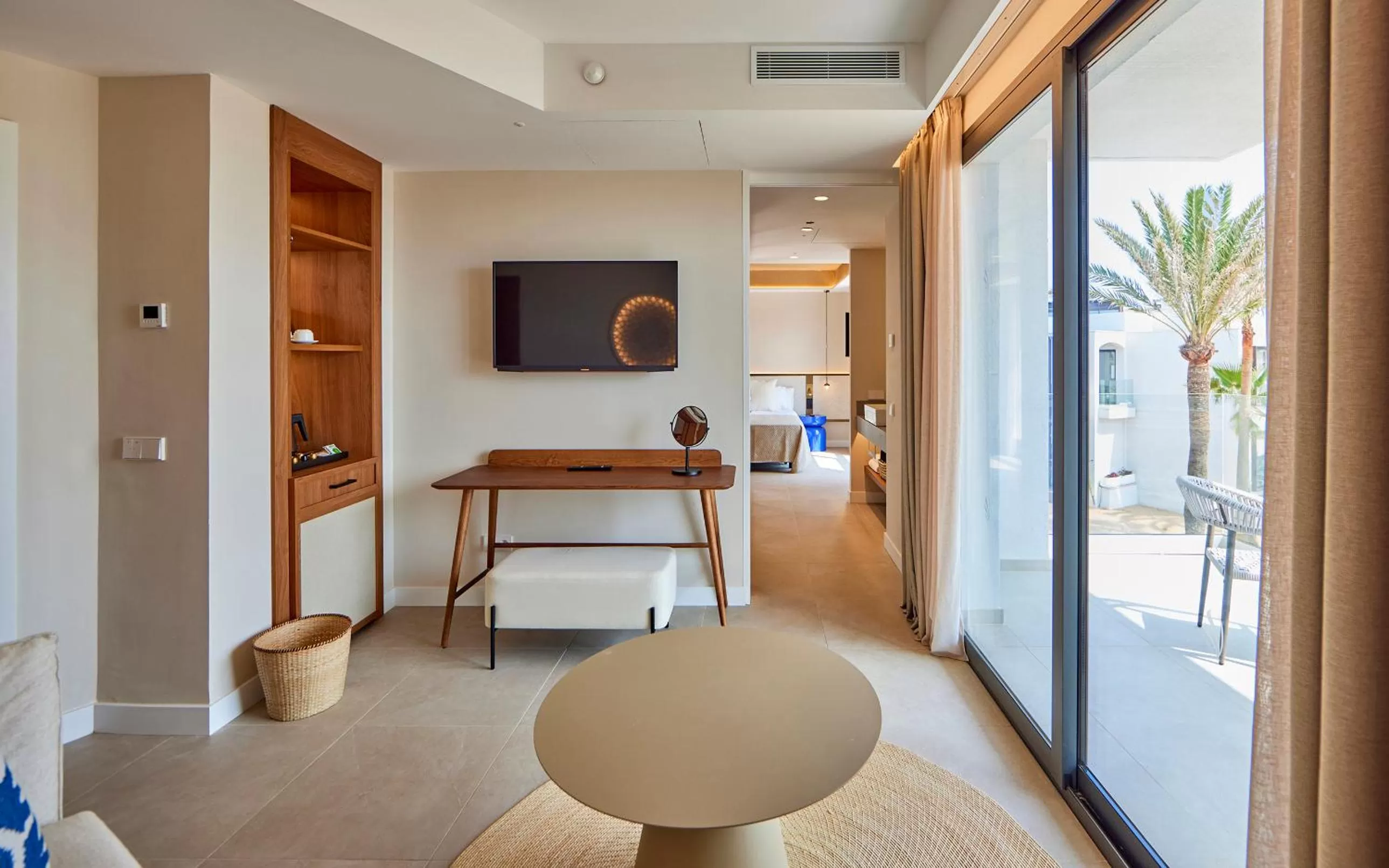 Photo of the whole room in Universal Grand León & Spa