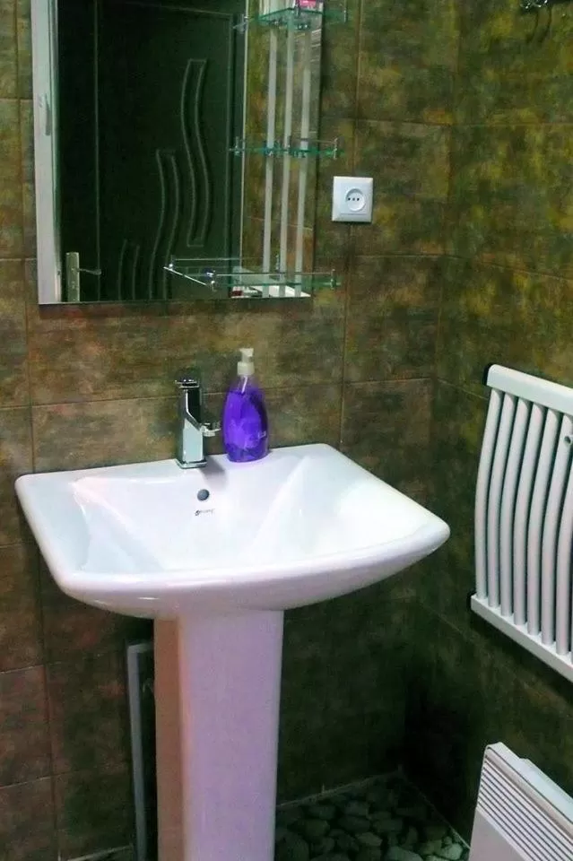 Bathroom in Hotel Newland