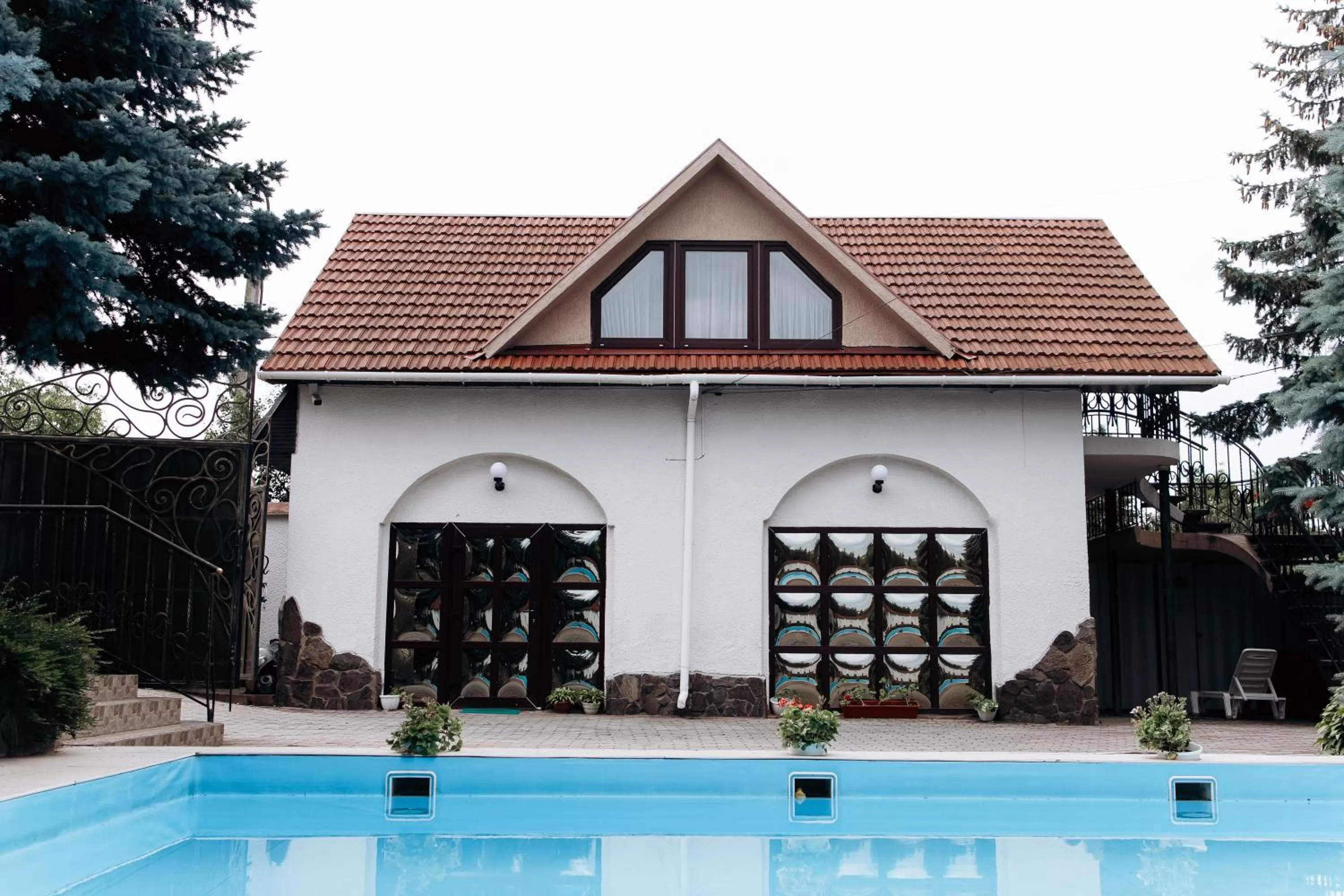 Property building in Eduard Hotel