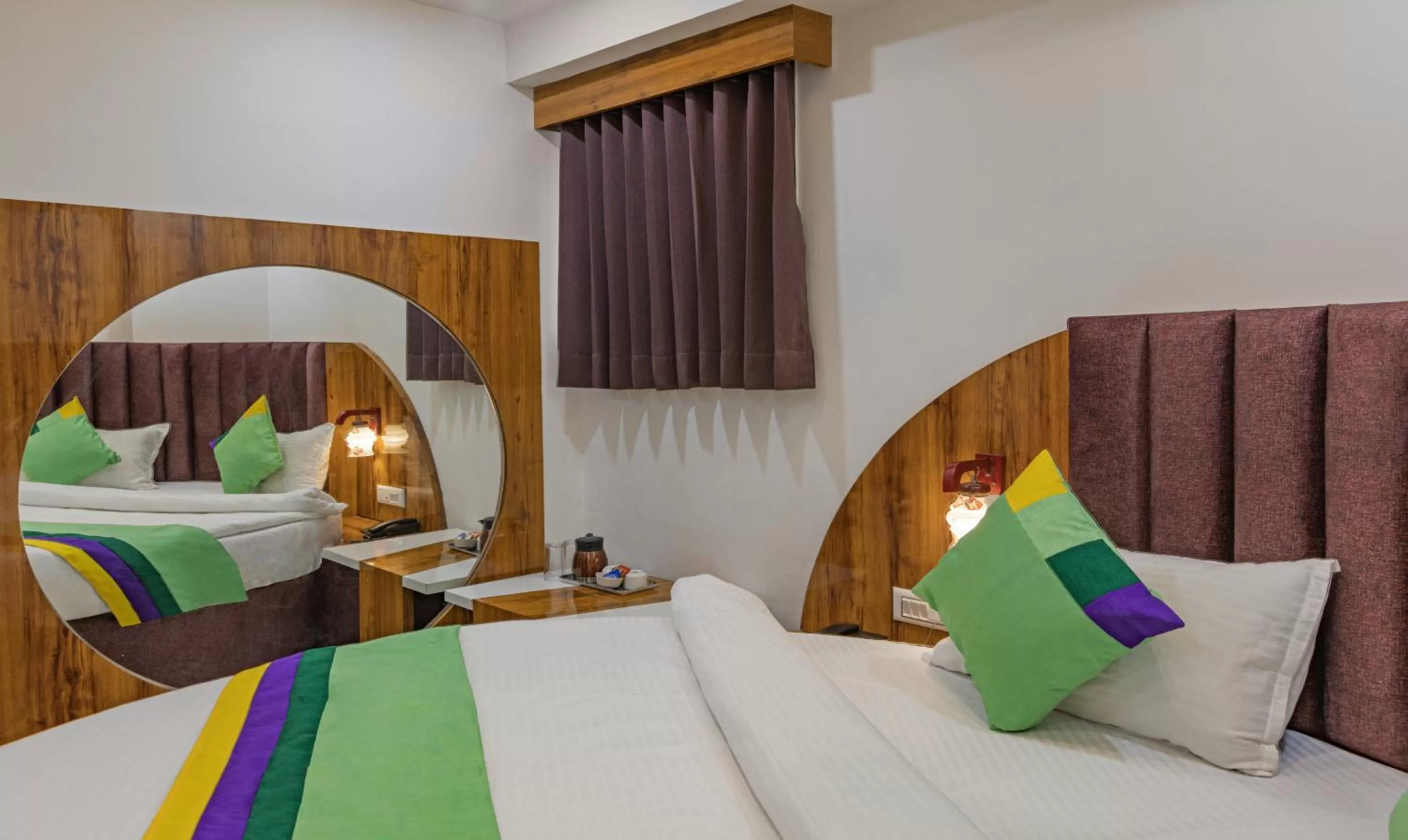 Bed in Treebo Trend Prince Plaza