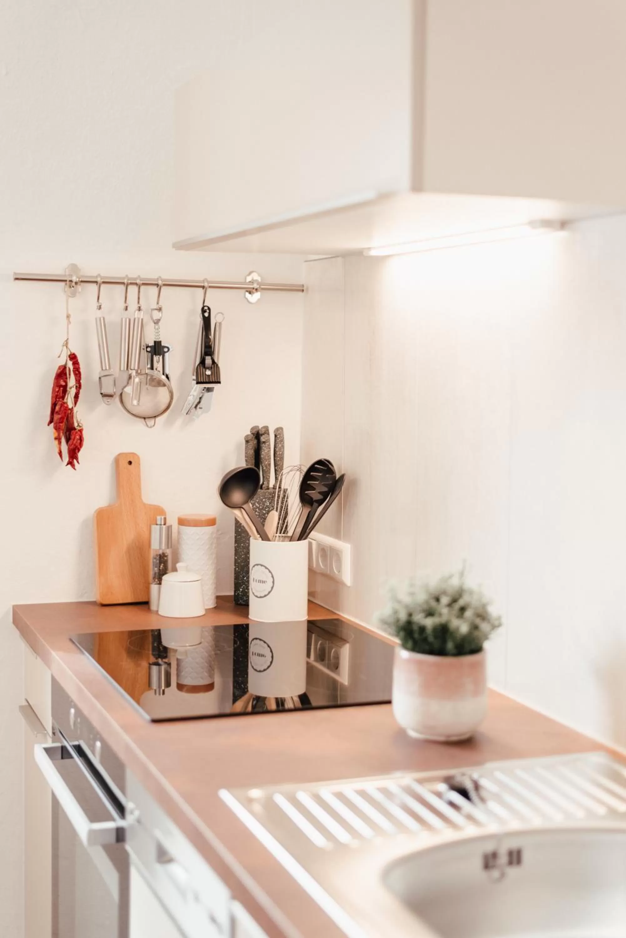 Kitchen or kitchenette in Smarthotel Völkermarkt