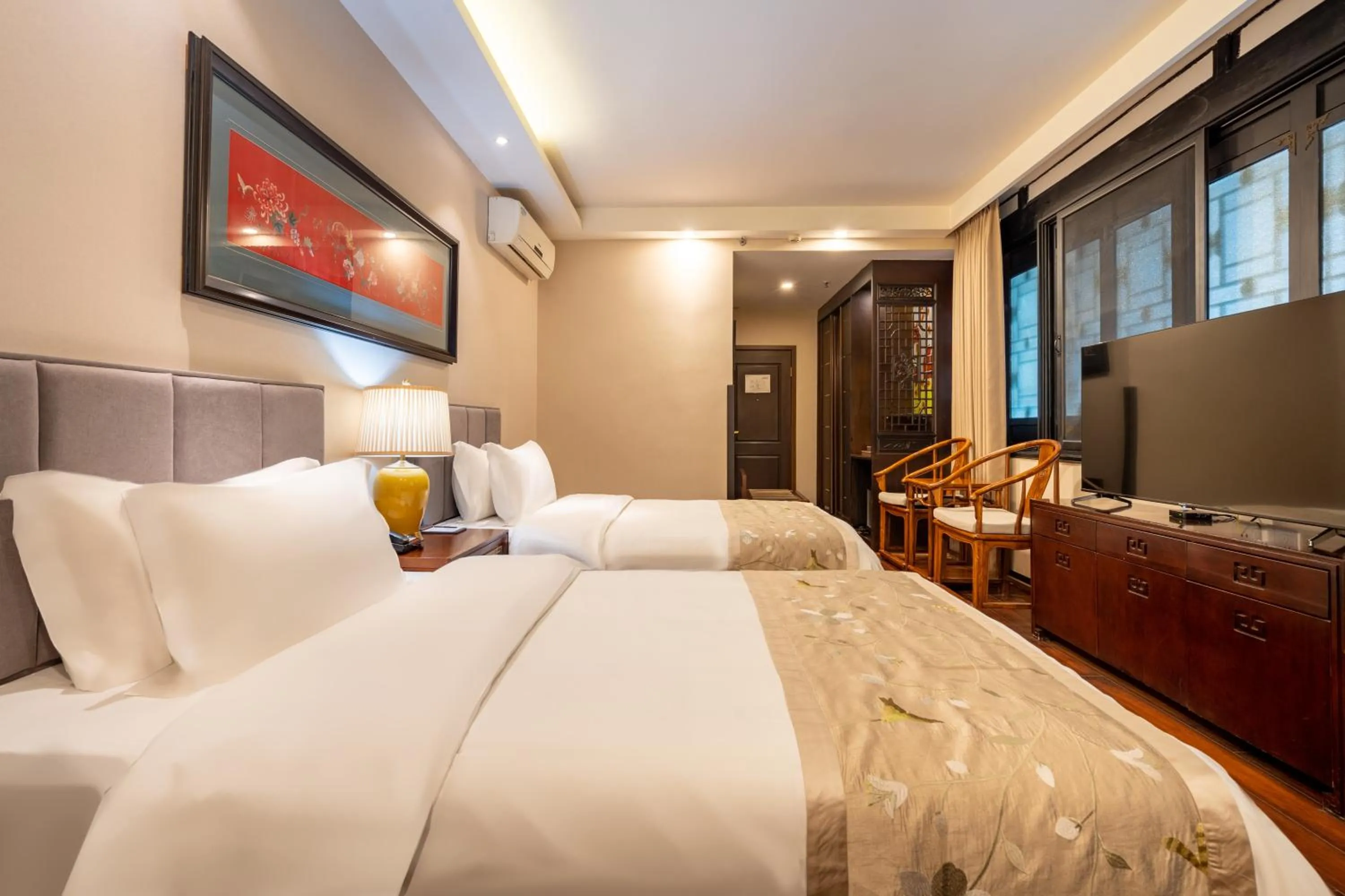 Living room, Bed in Buddha Zen Hotel