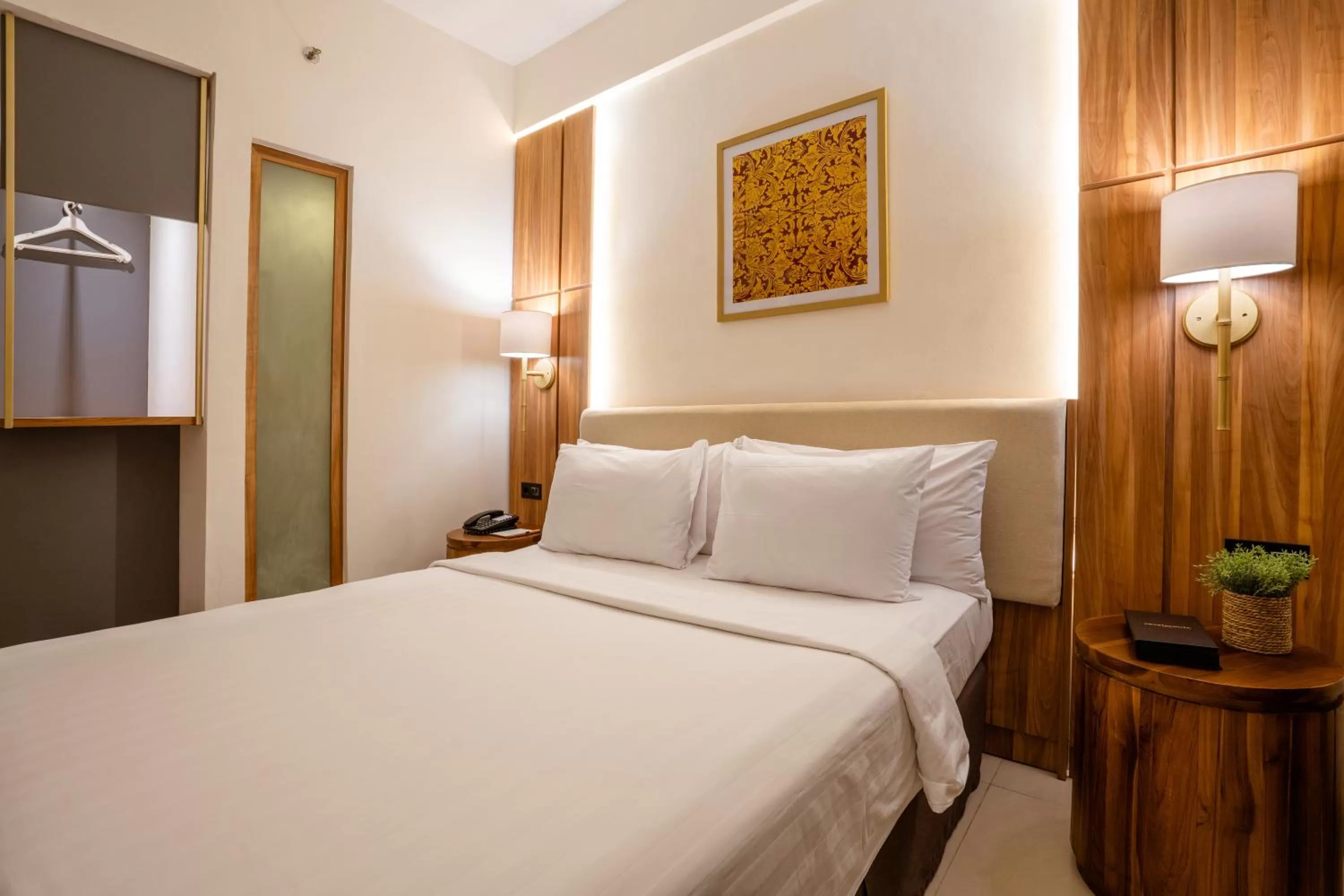 Bed in Crystalkuta Hotel - Bali