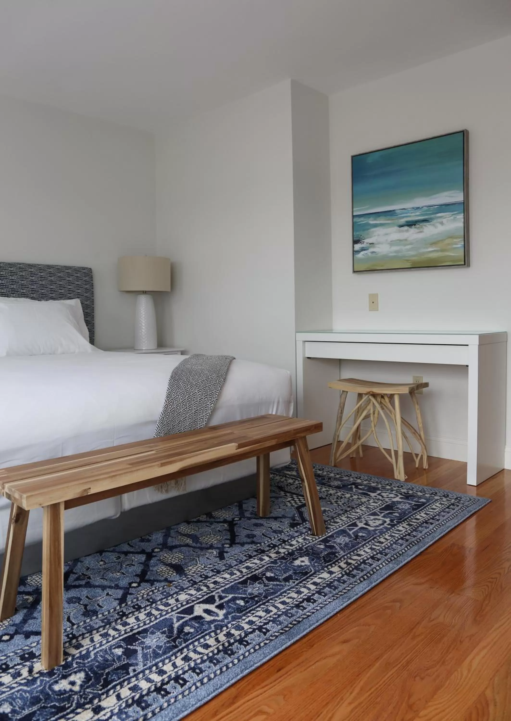 Bed in The Sea Breeze Inn