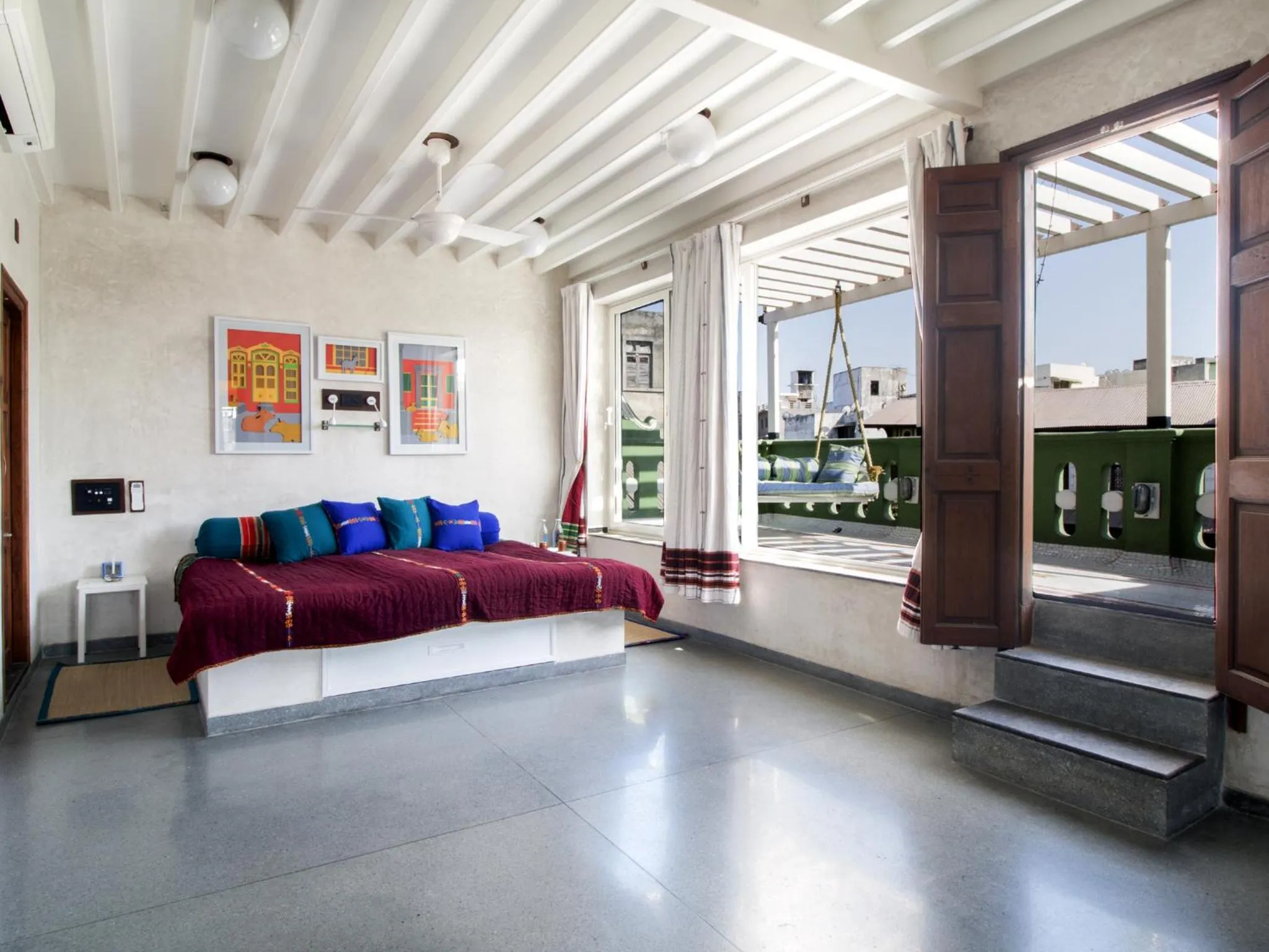 Bedroom, Bed in Mangaldas Ni Haveli II by The House of MG