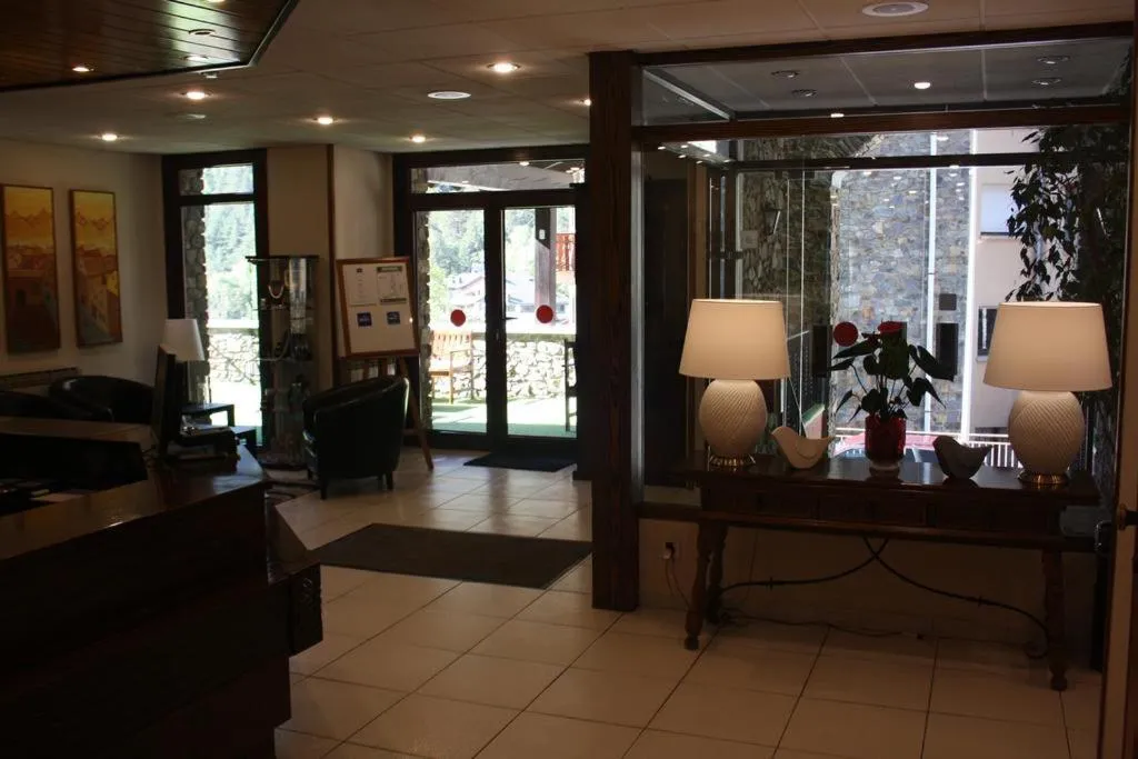 Lobby or reception in Xalet Besolí