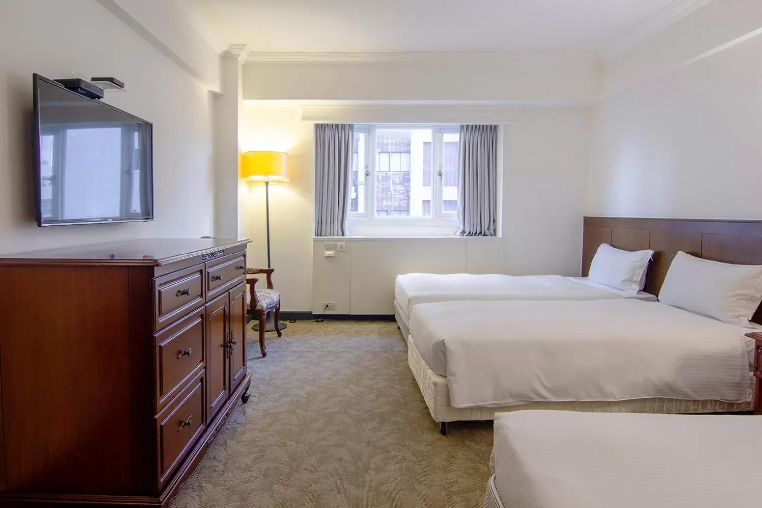 Bed in Guide Hotel Kaohsiung Liuhe