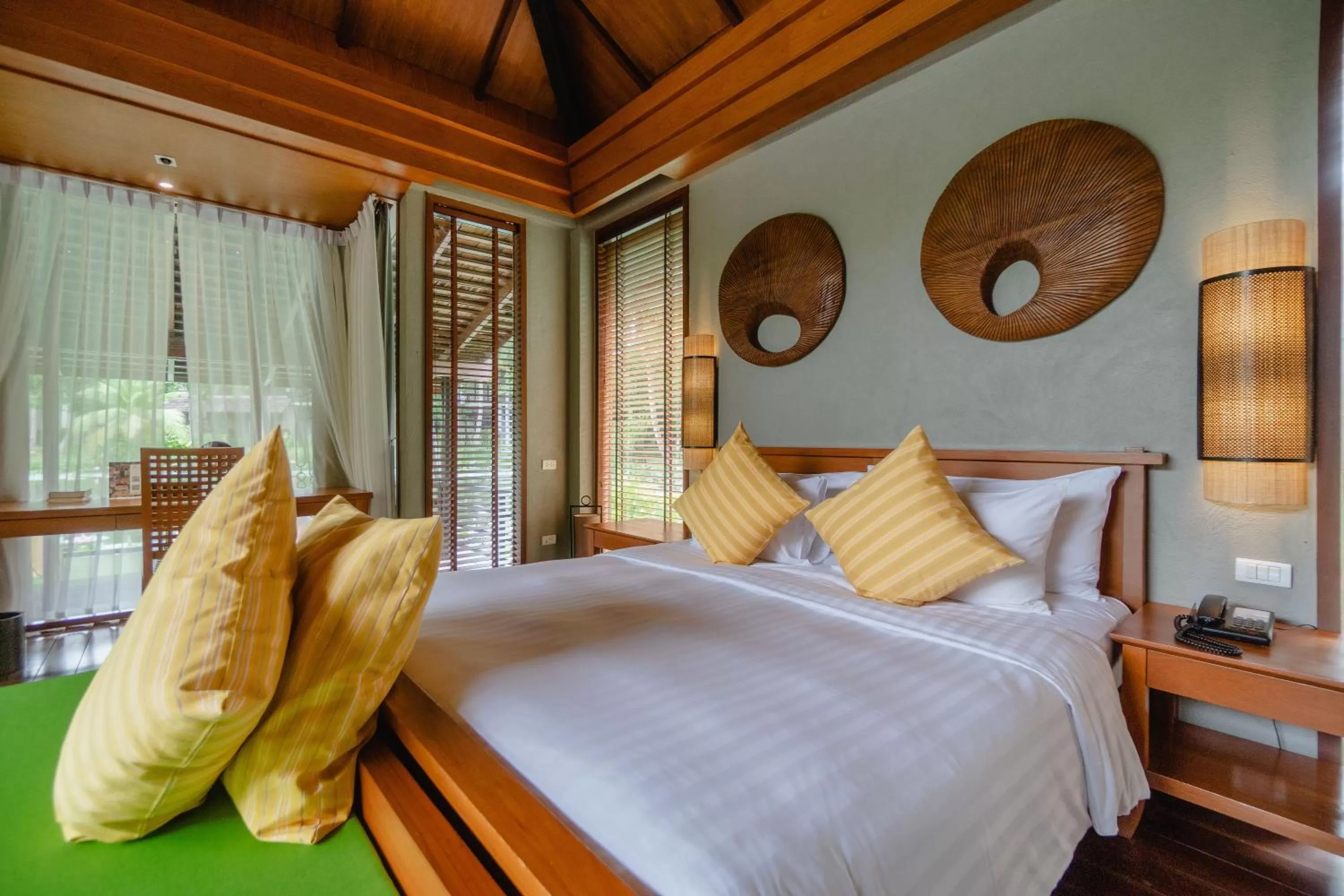 Bed in Pattara Resort & Spa