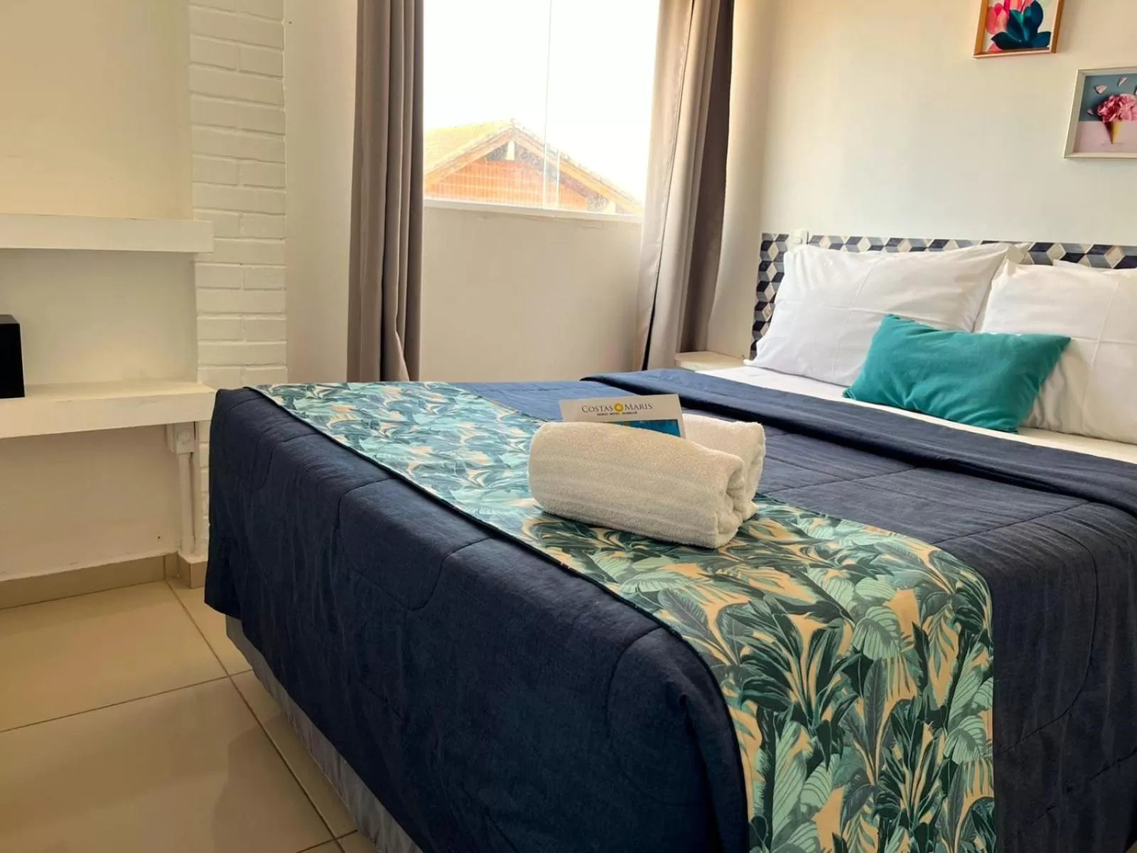 Bed in Costa Maris Beach Hotel Frente Mar