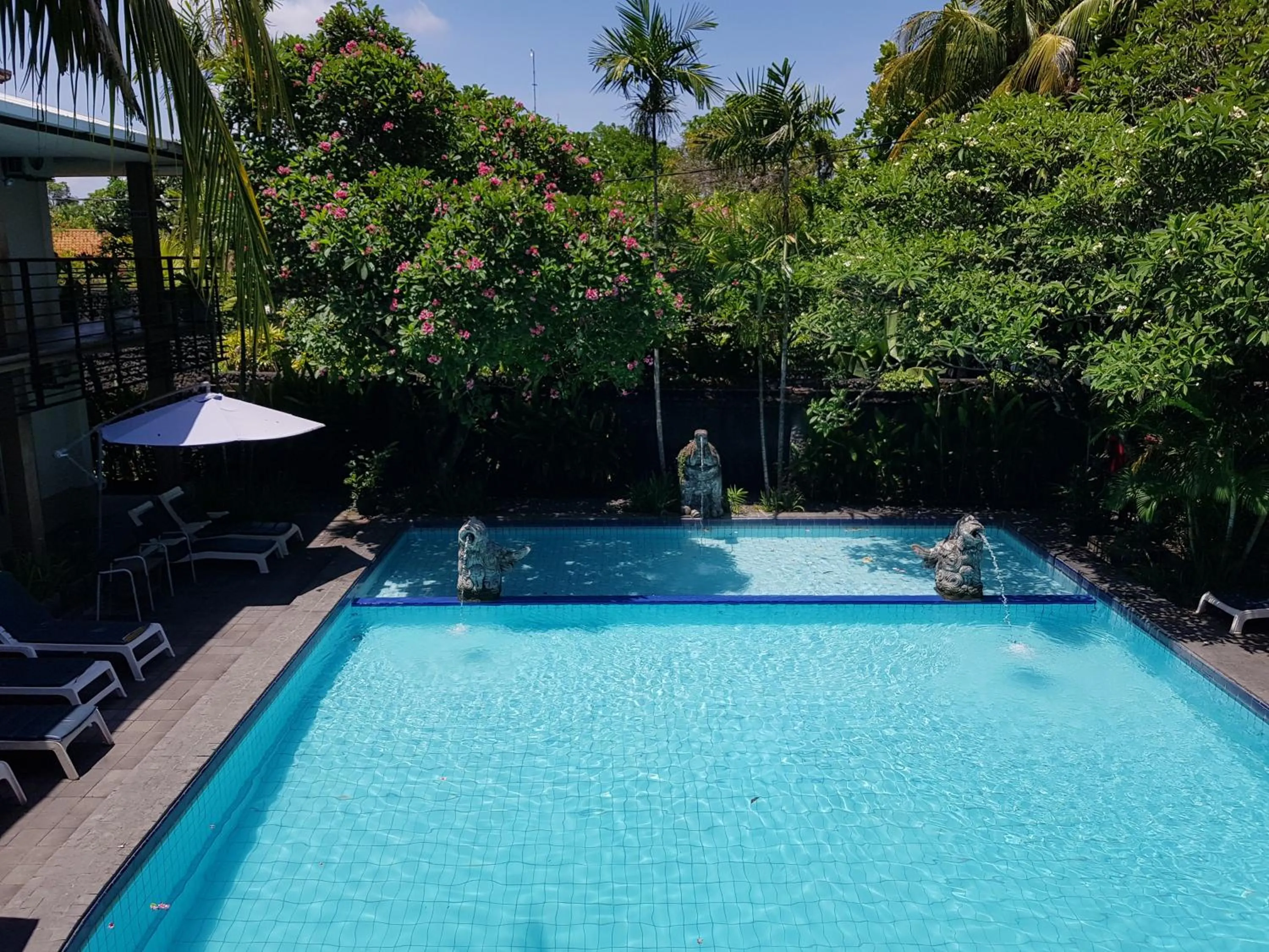 Swimming pool in Sanur Agung Hotel