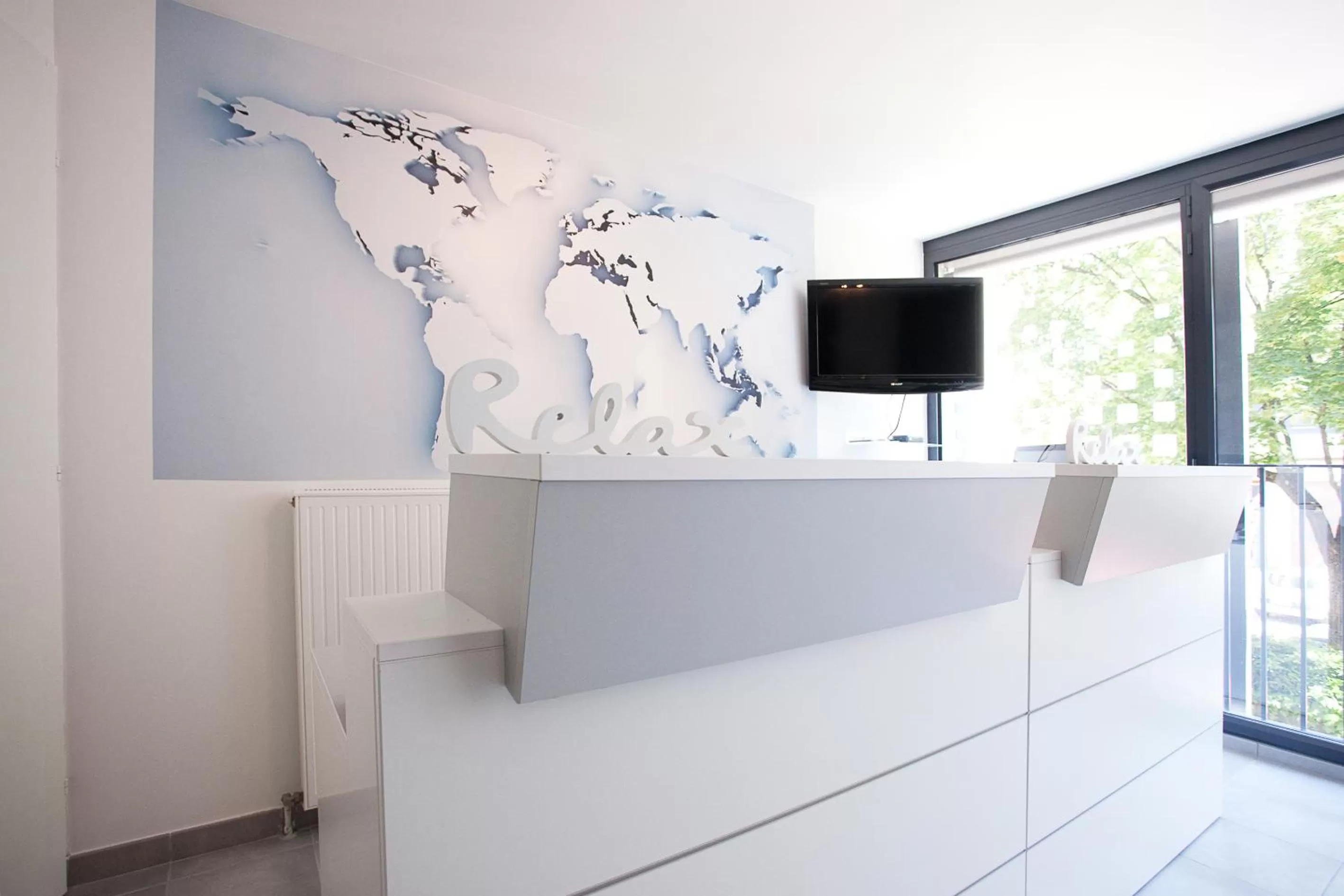 TV and multimedia in Résidence Le Patricia