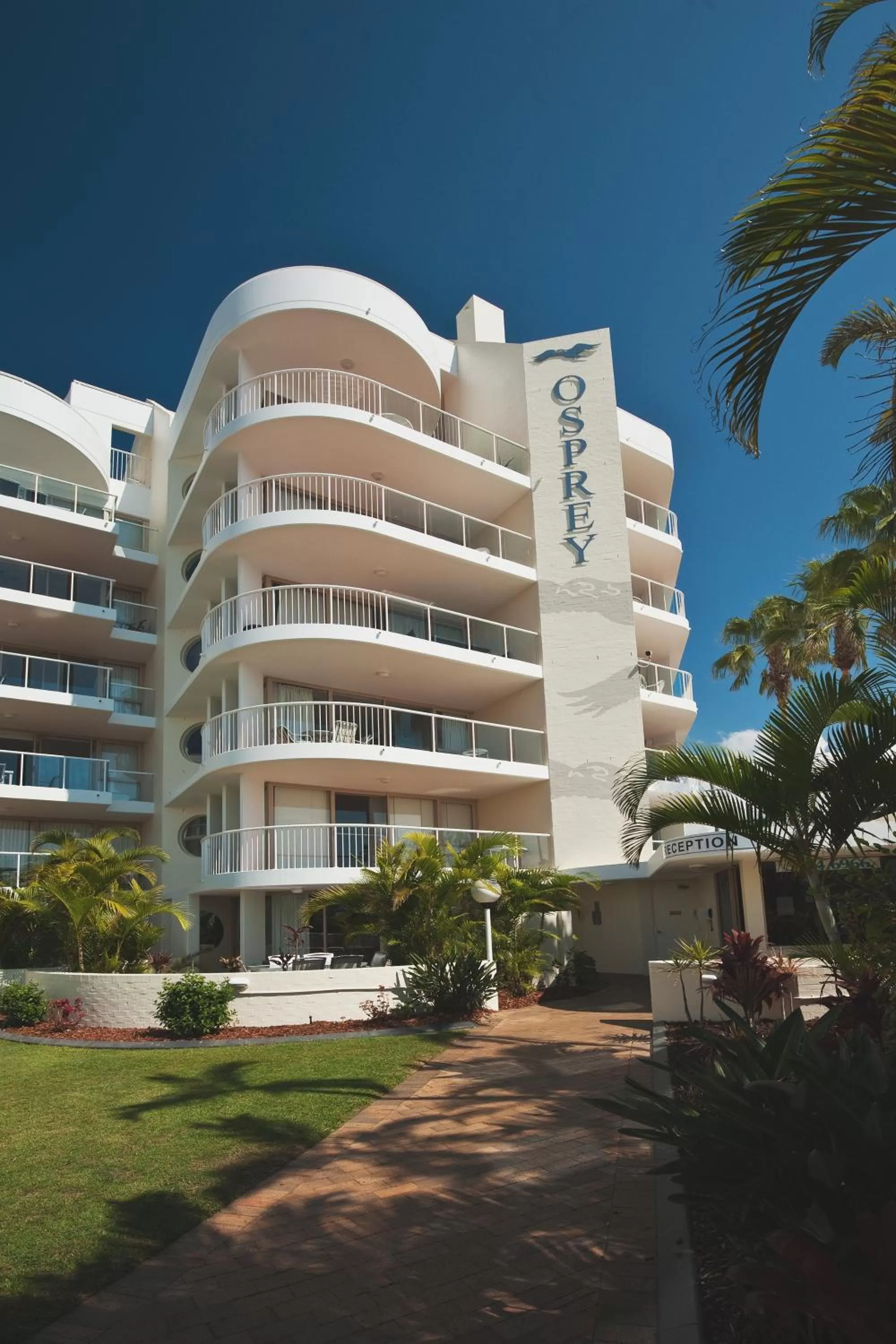 Facade/entrance in Osprey Apartments