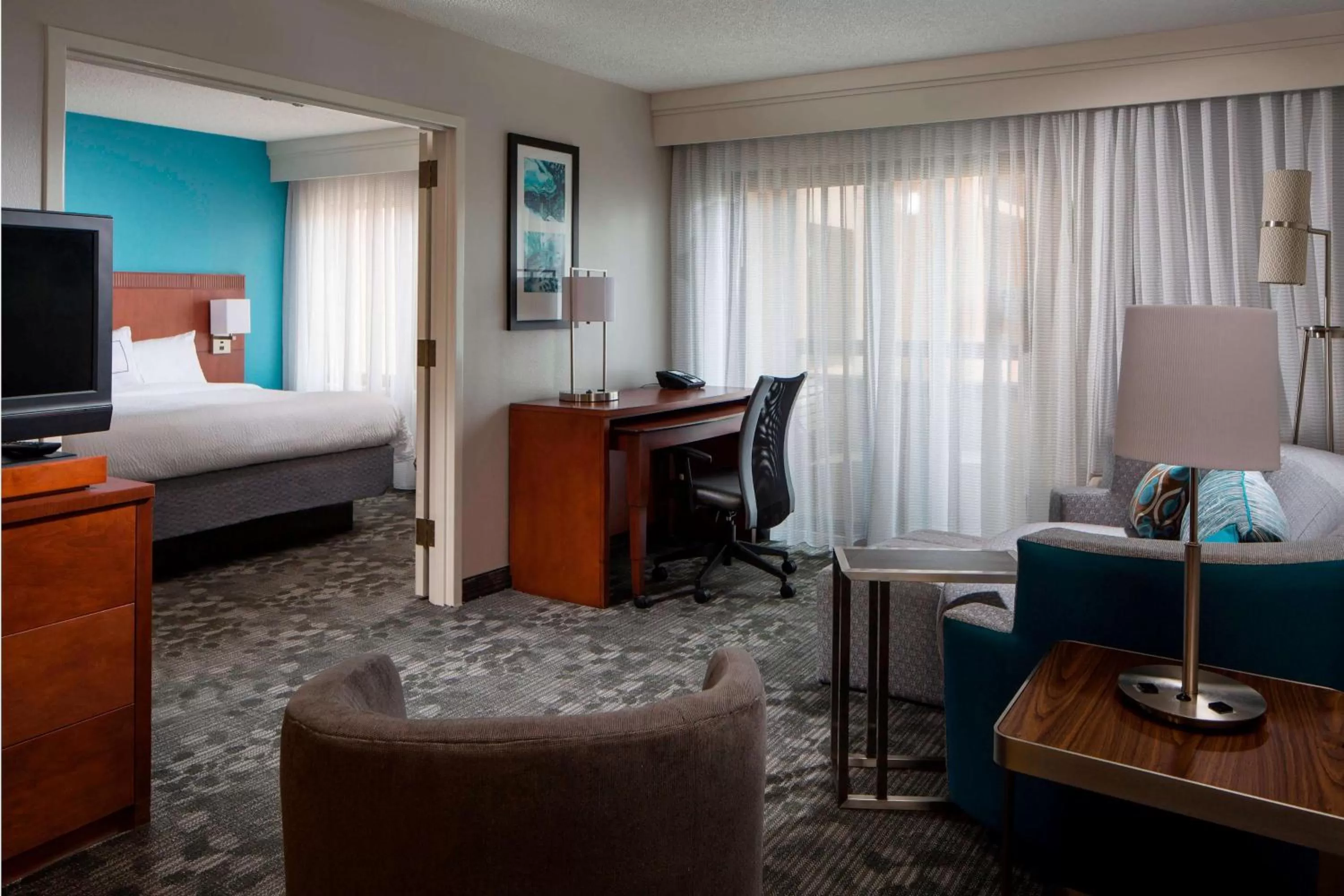 Photo of the whole room, Bed in Sonesta Select Boca Raton Town Center