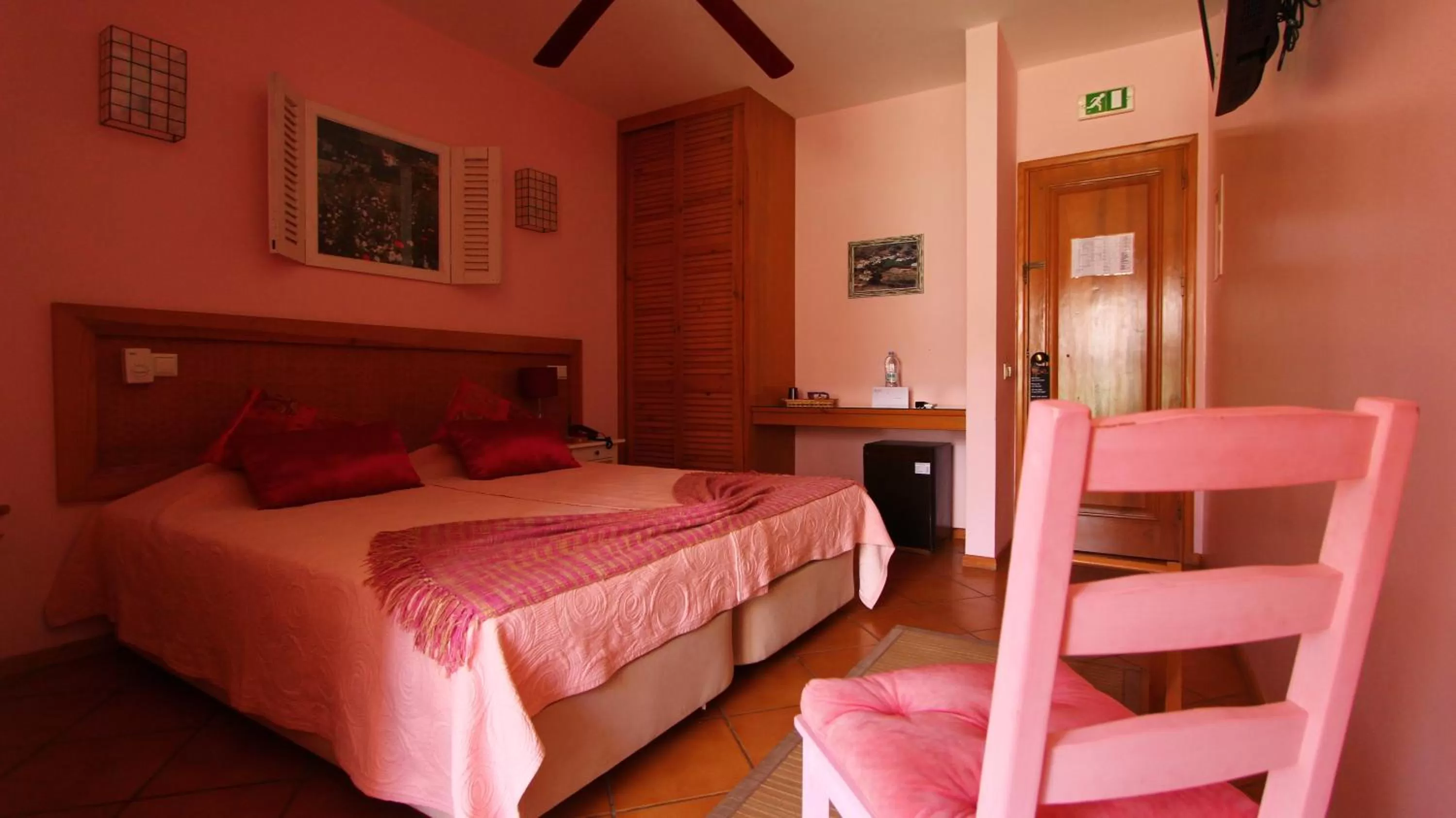 Bedroom, Bed in Kira's Boutique Hotel